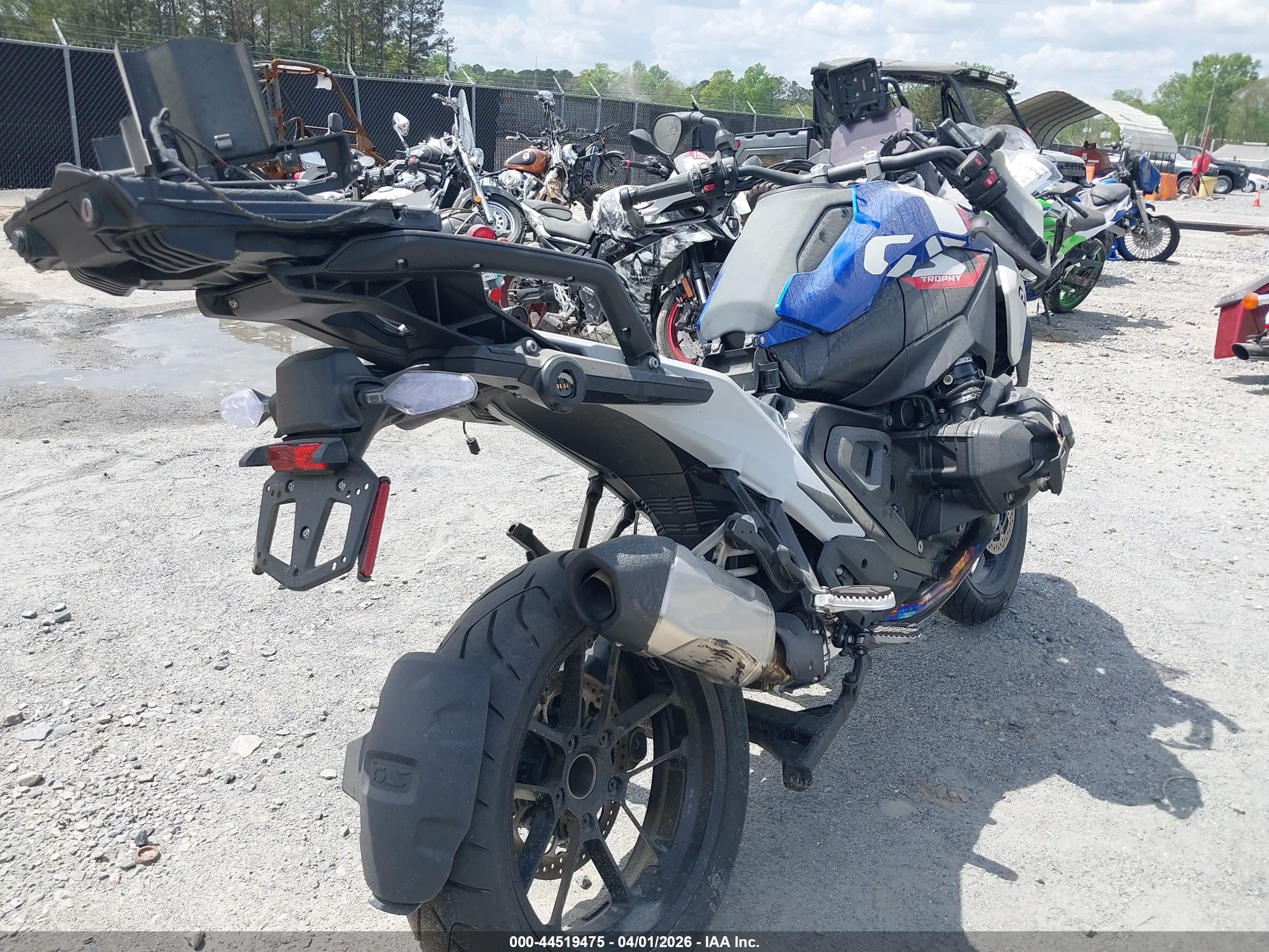 BMW R image 4