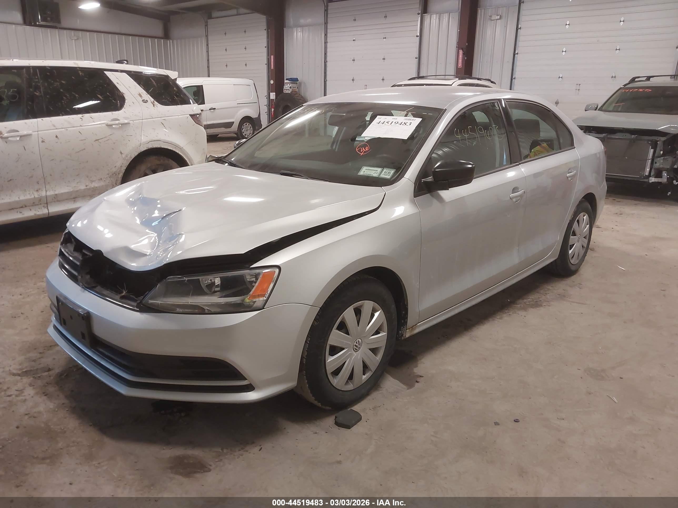 VOLKSWAGEN JETTA image 2