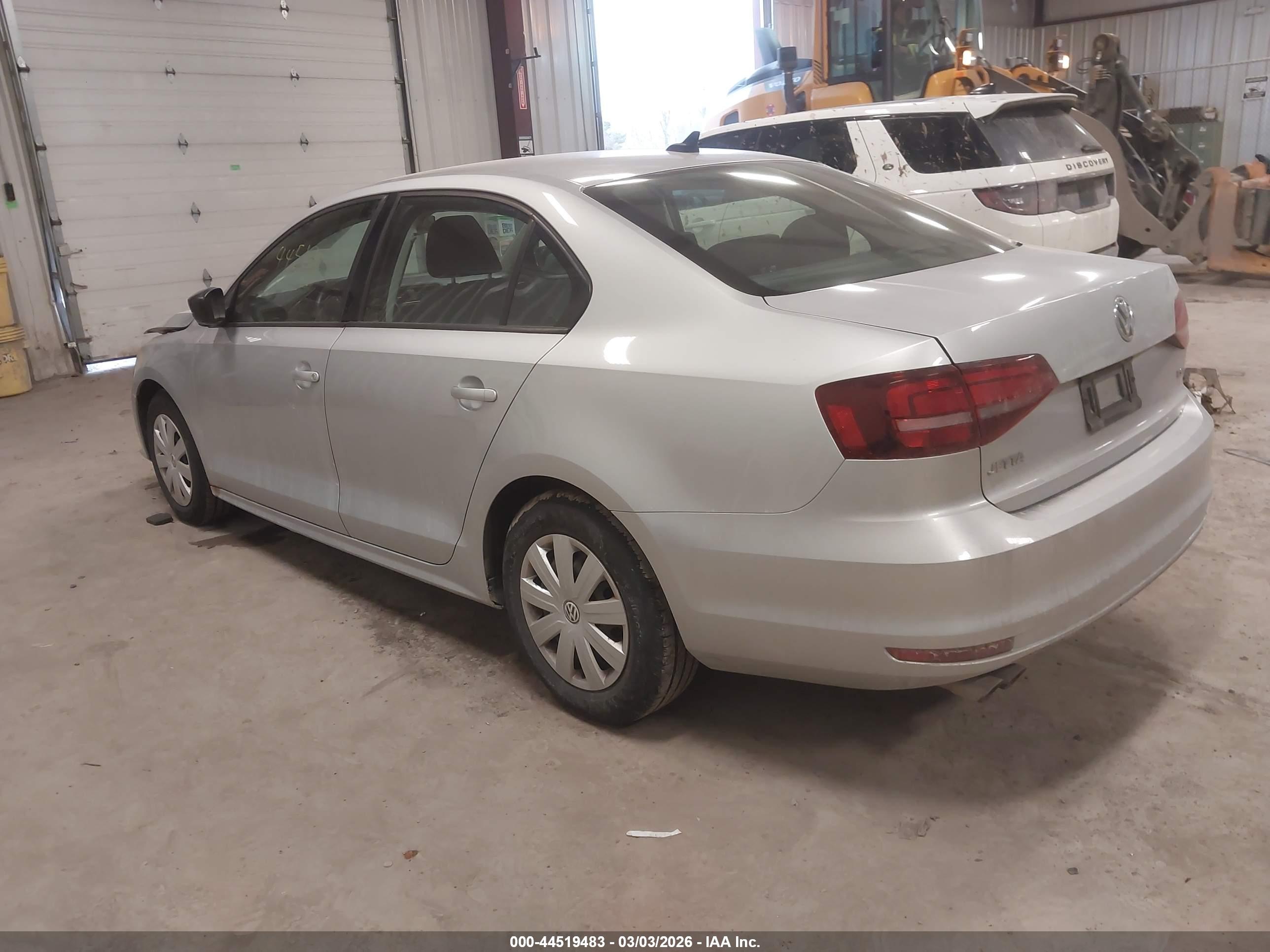 VOLKSWAGEN JETTA image 3