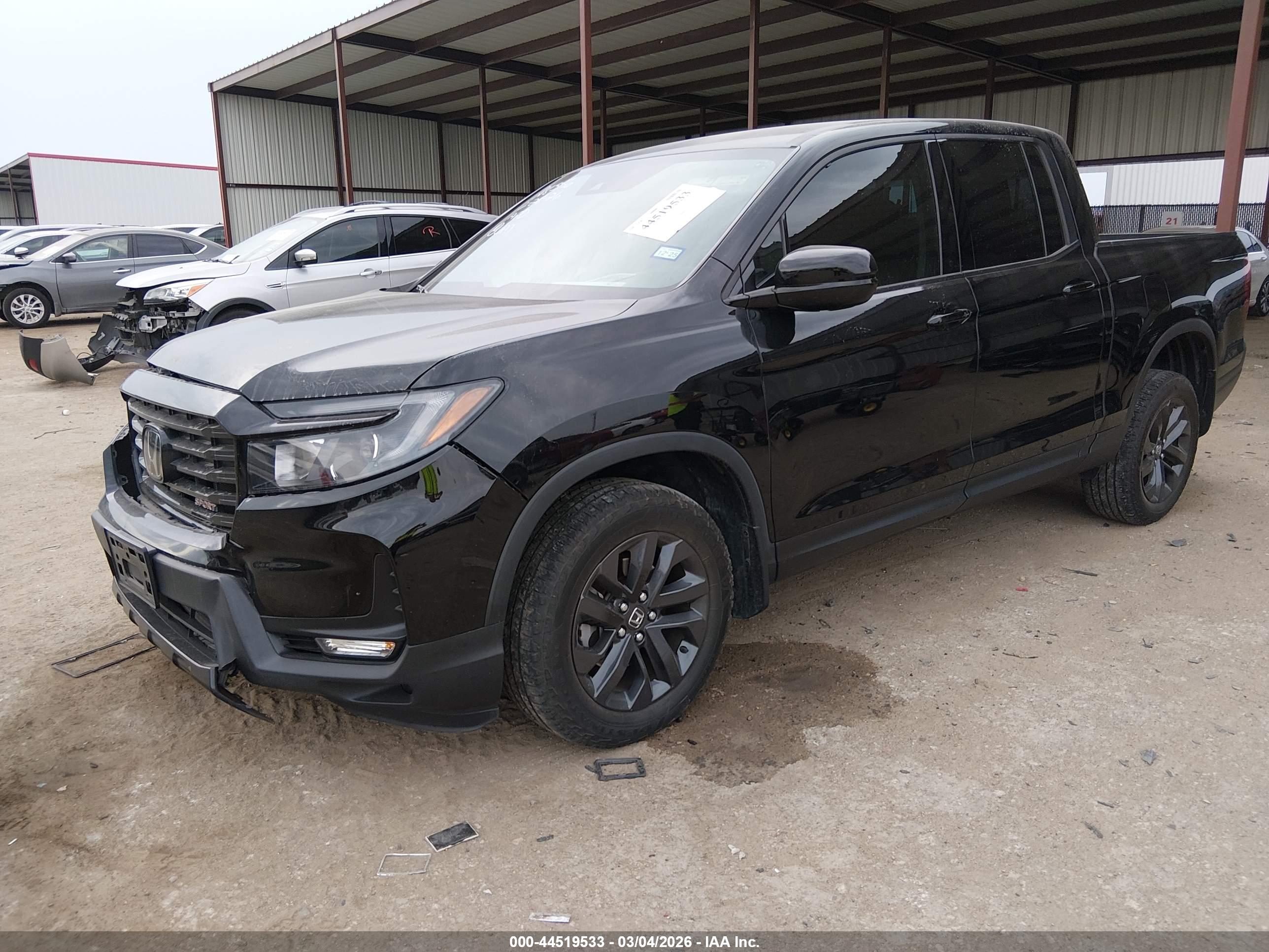 HONDA RIDGELINE image 2