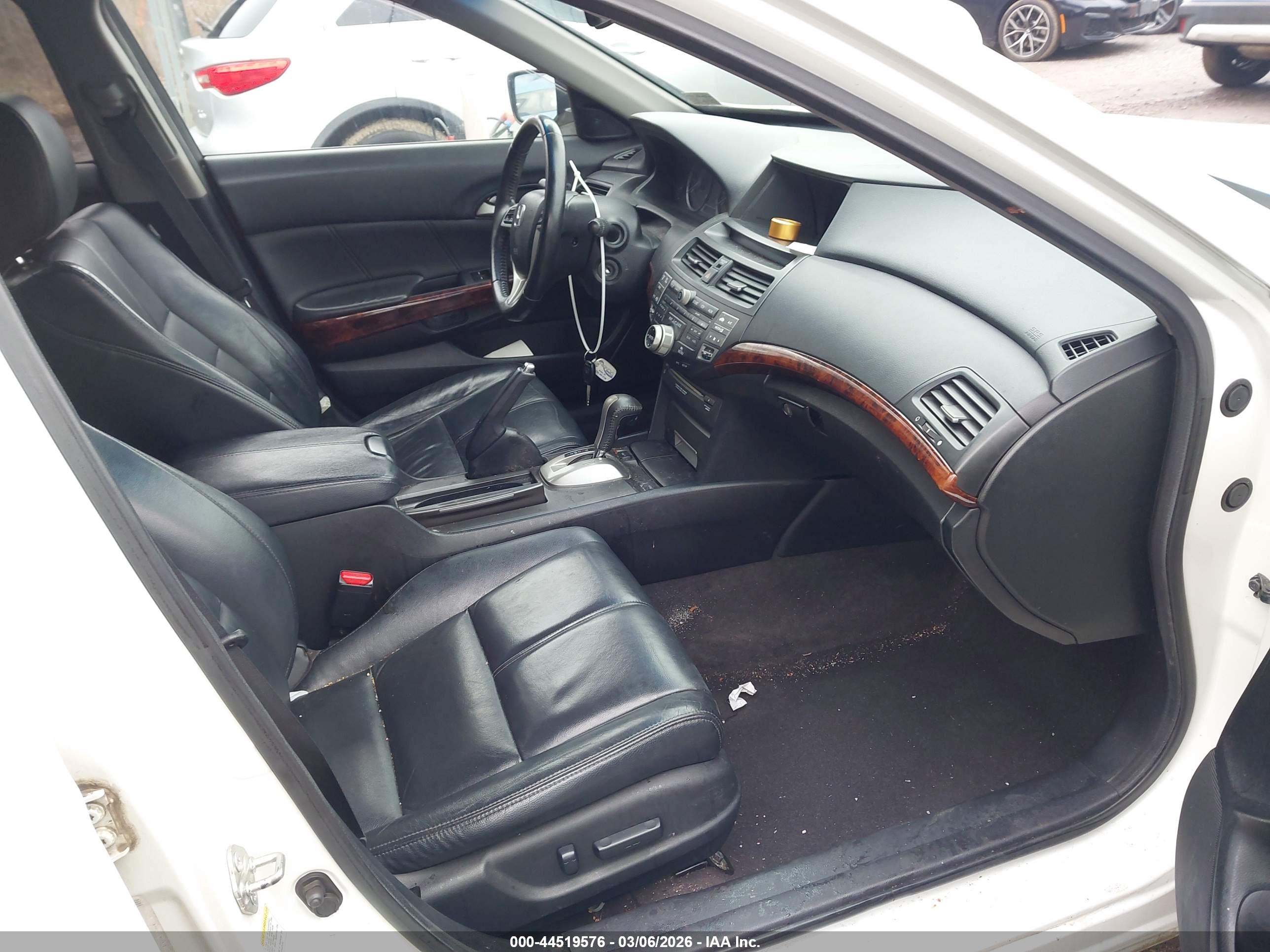 HONDA ACCORD image 5