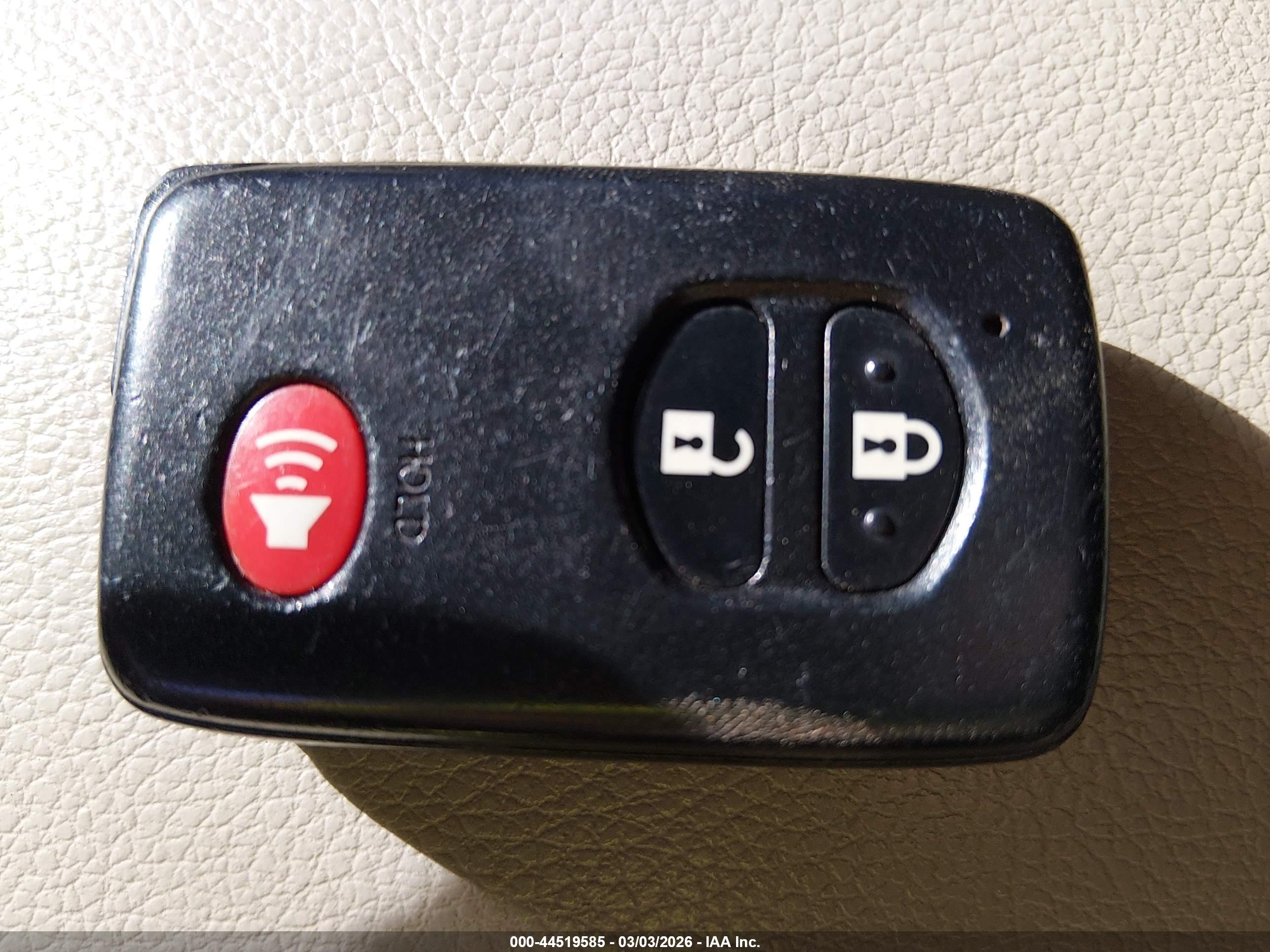 TOYOTA PRIUS image 11