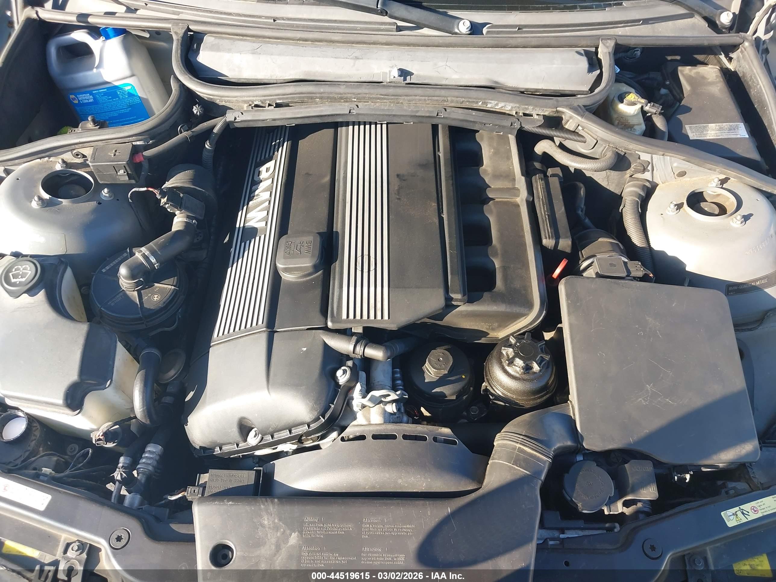 BMW 330CI image 10