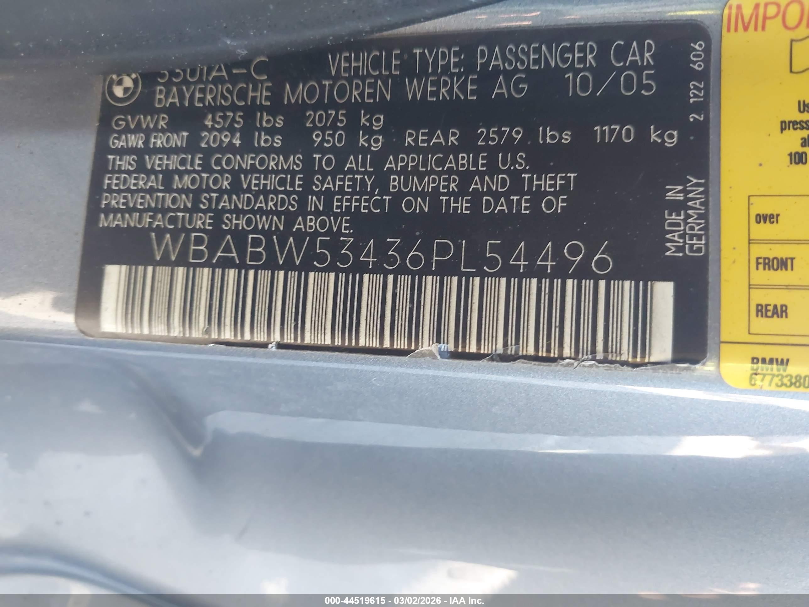 BMW 330CI image 9
