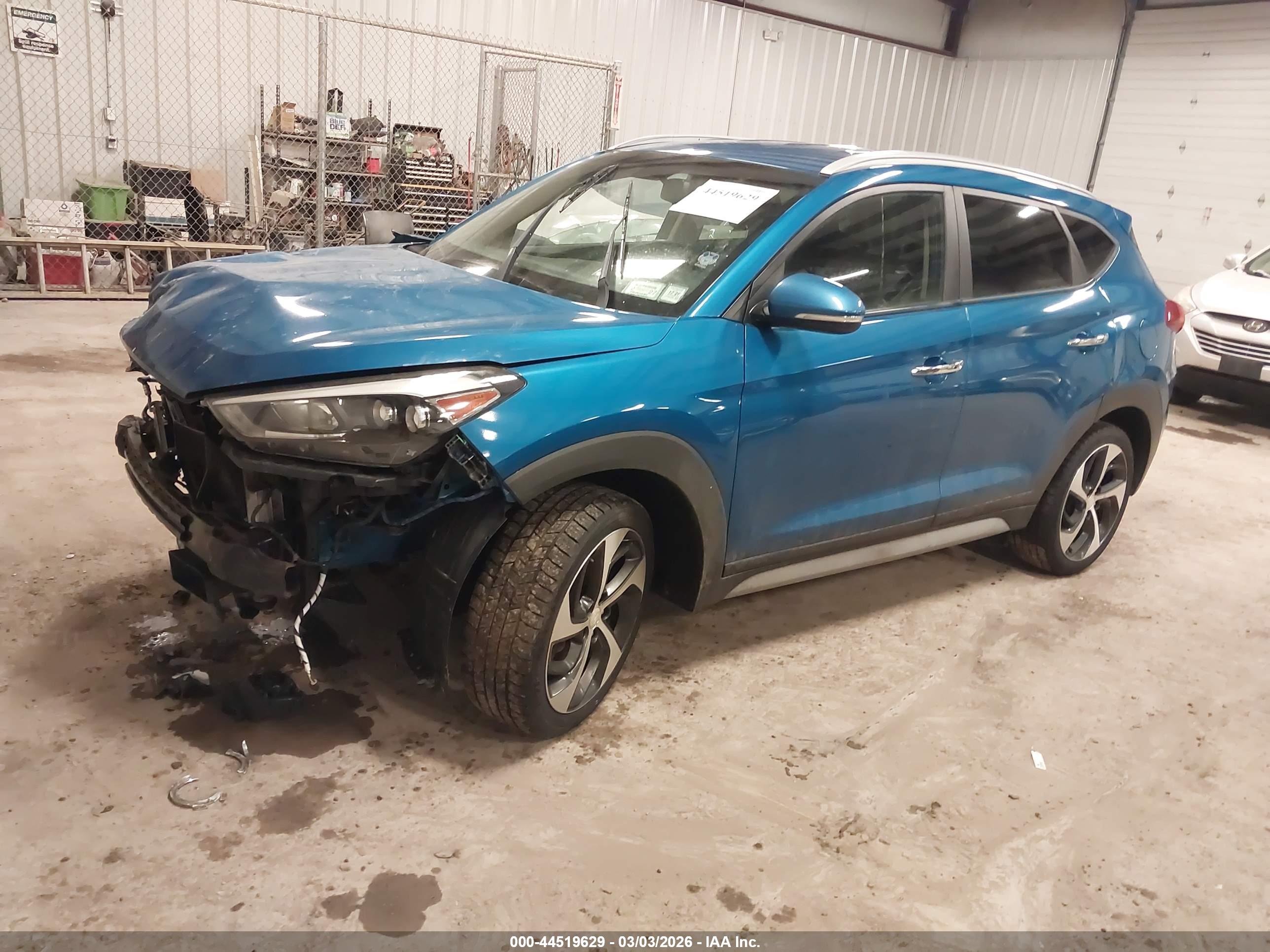 HYUNDAI TUCSON image 2