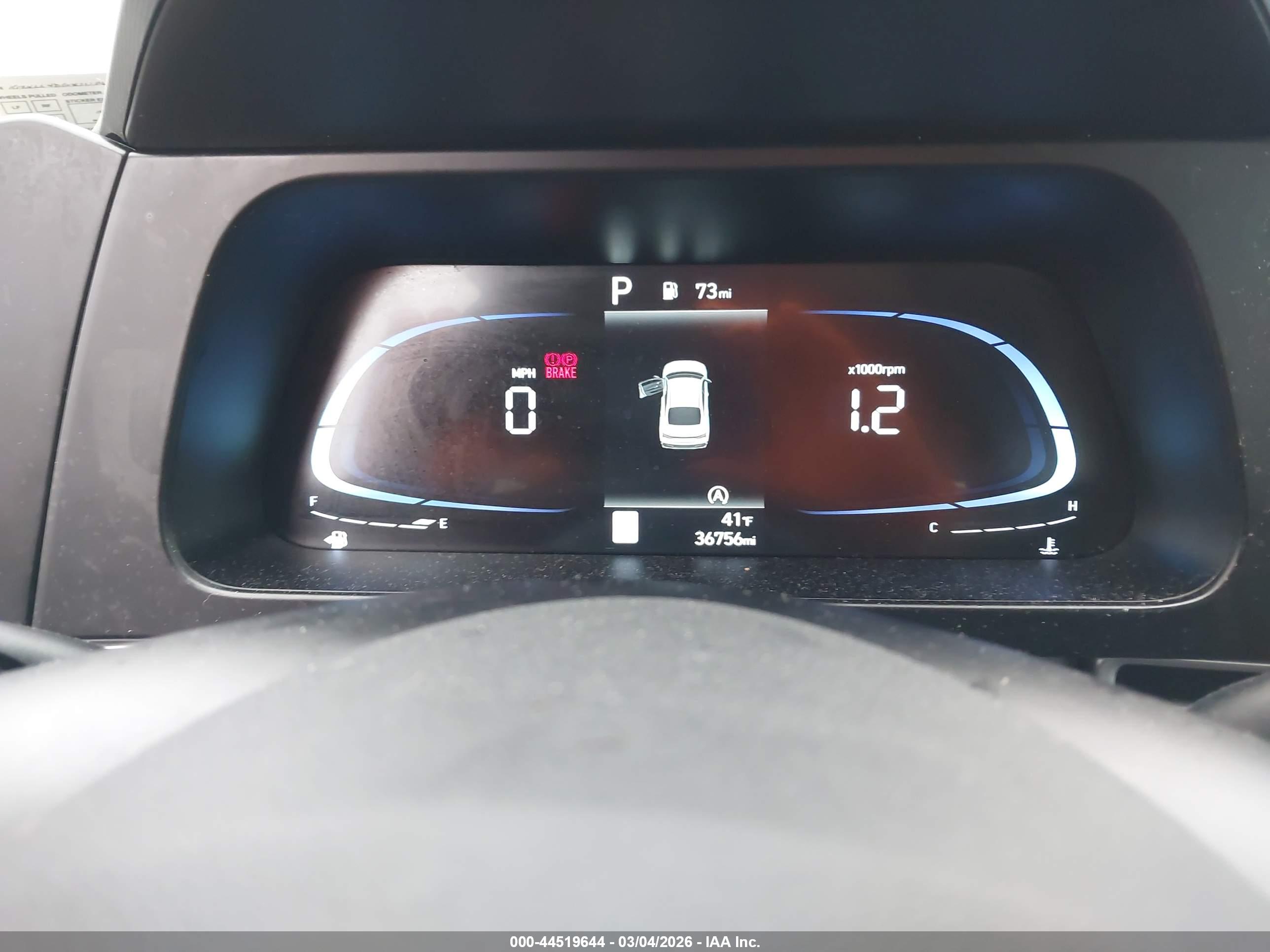 HYUNDAI ELANTRA image 7