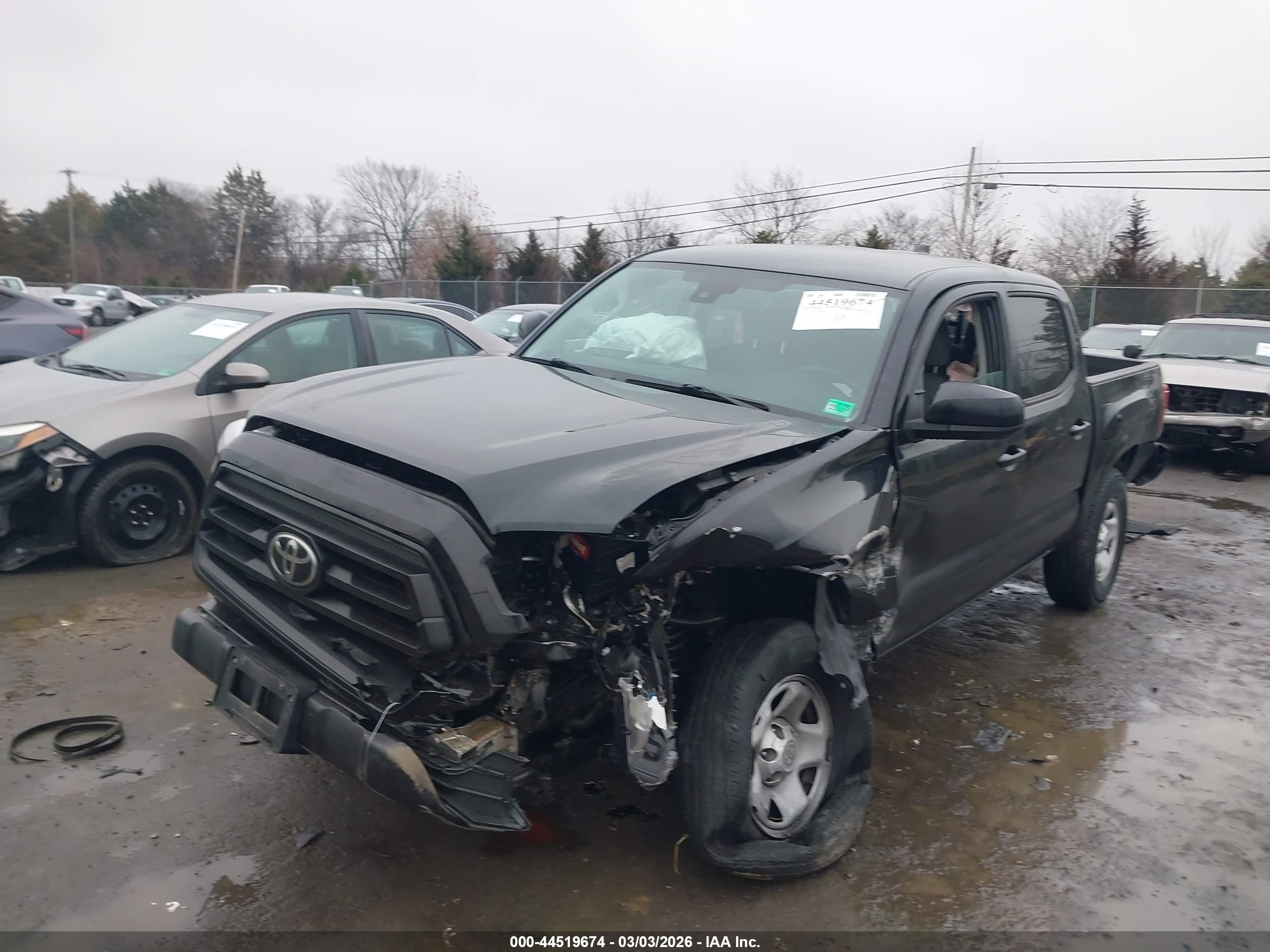 TOYOTA TACOMA image 2
