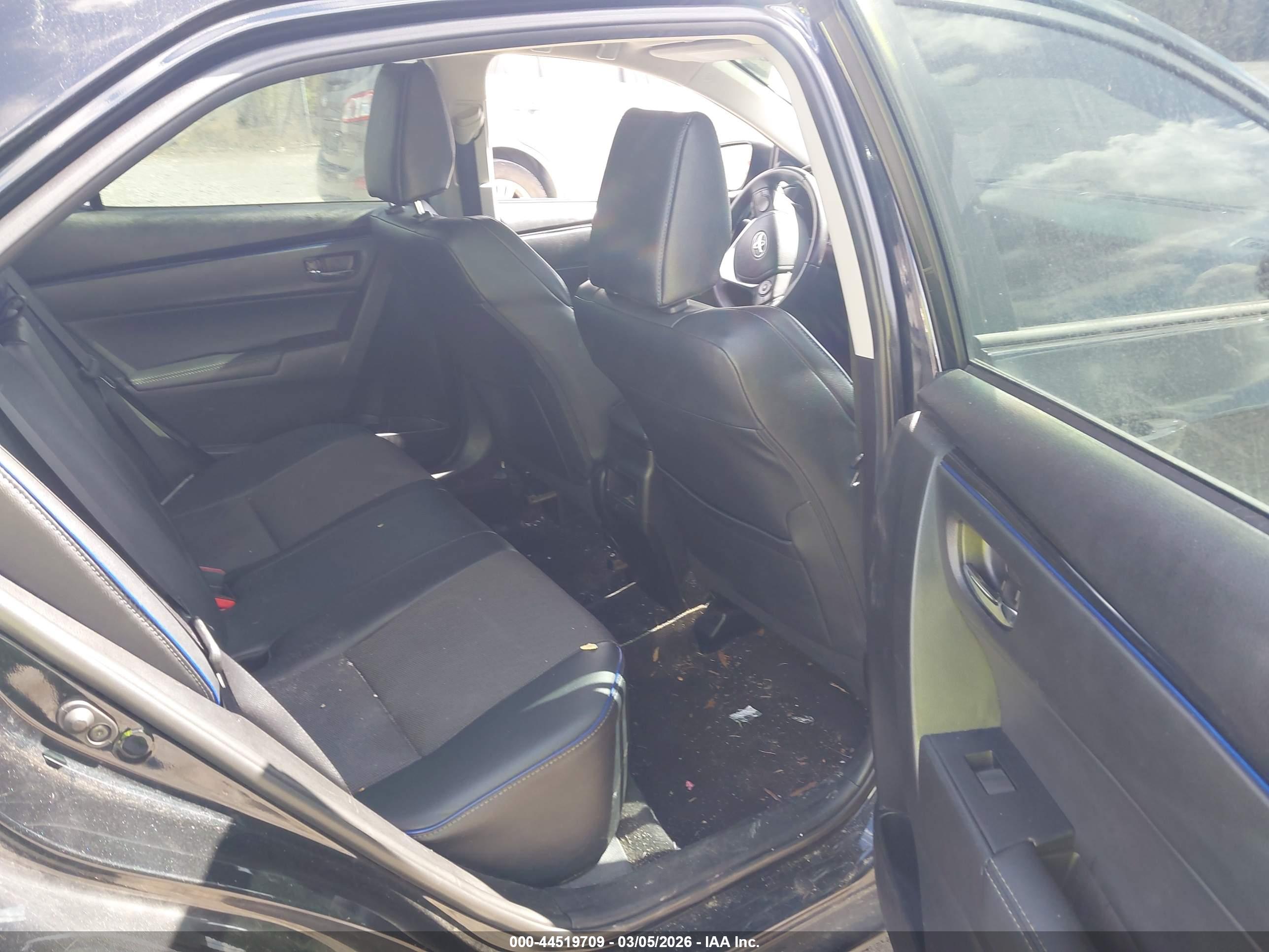 TOYOTA COROLLA image 8