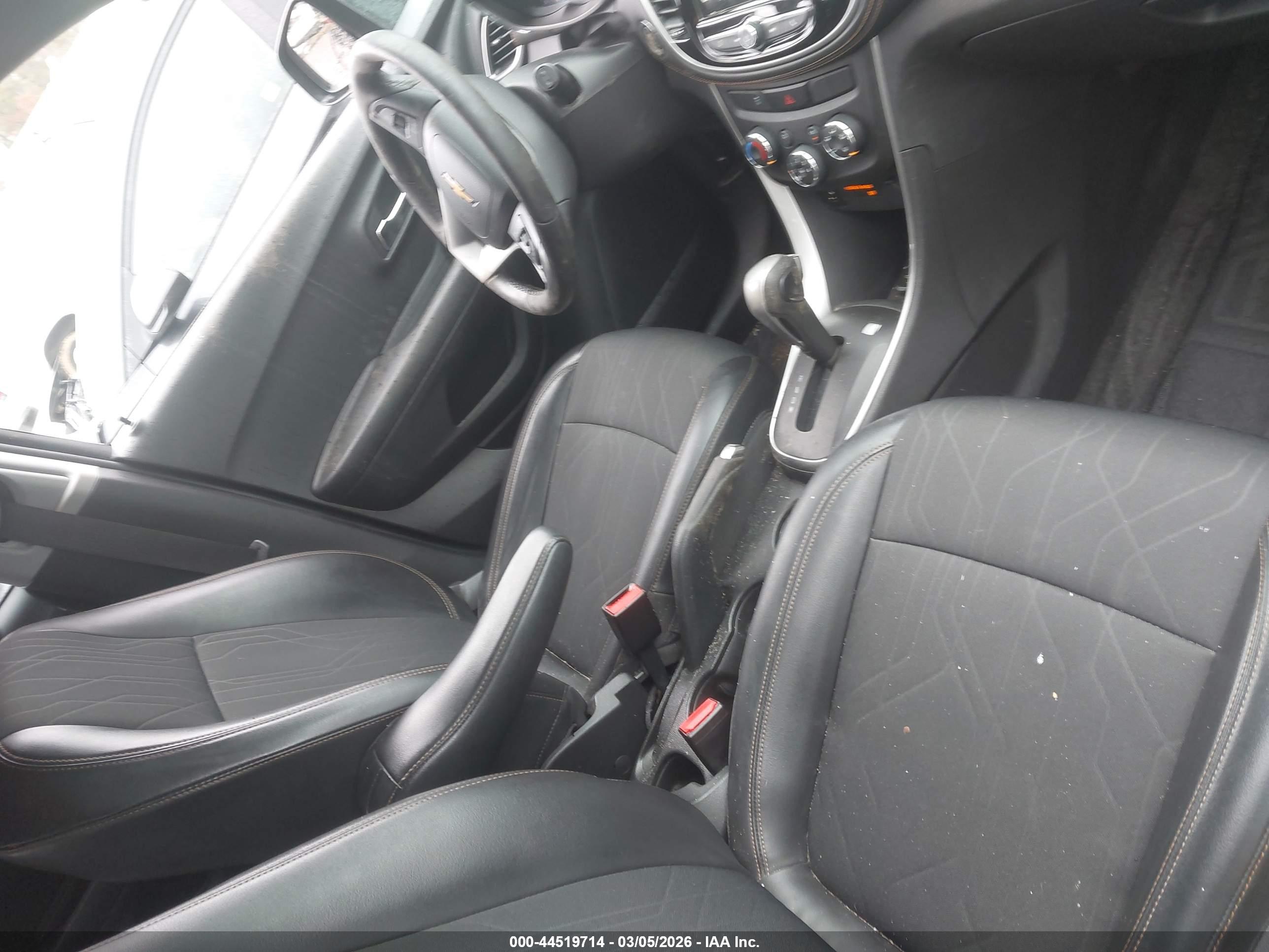 CHEVROLET TRAX image 5