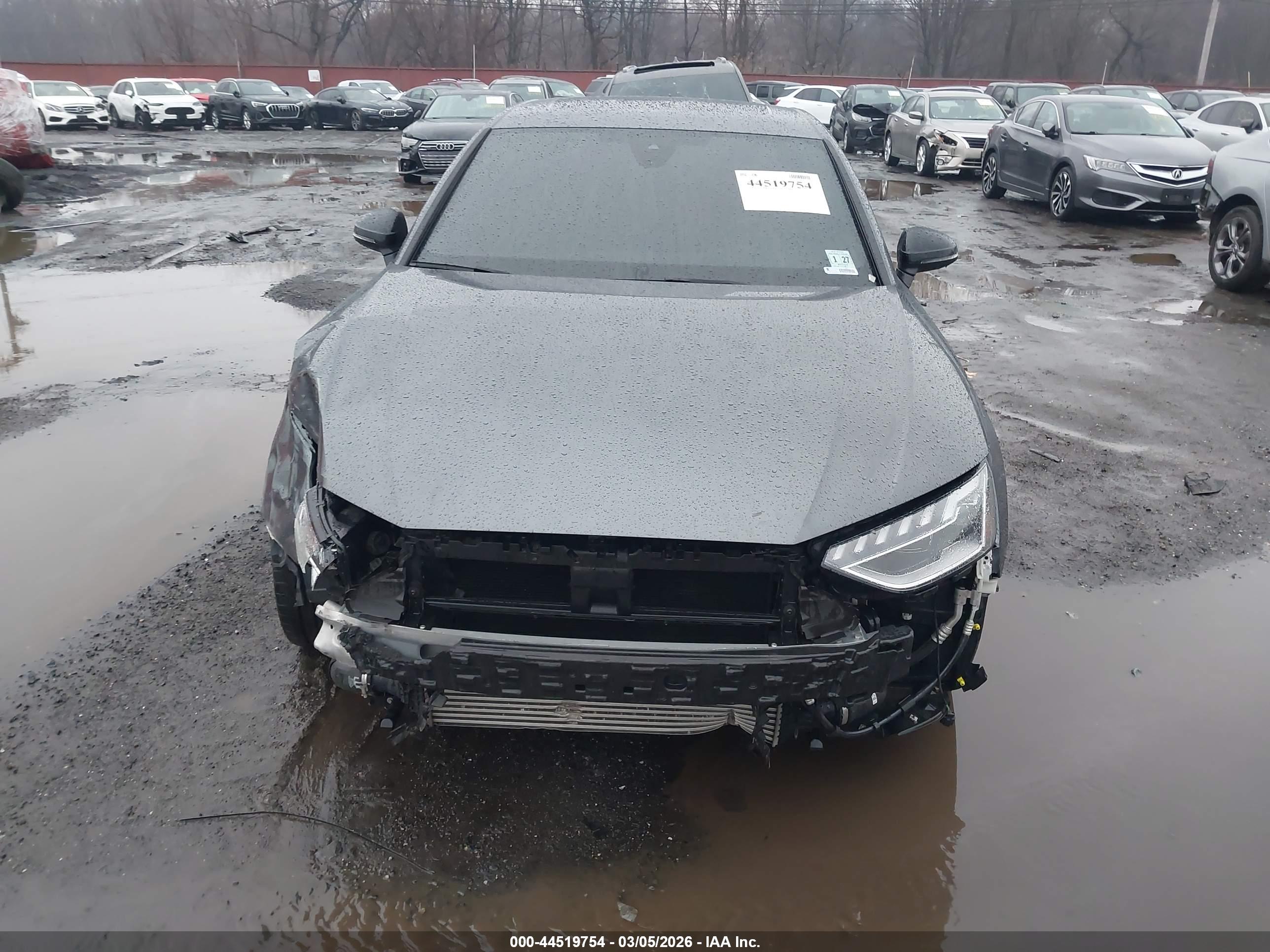 AUDI S4 image 6
