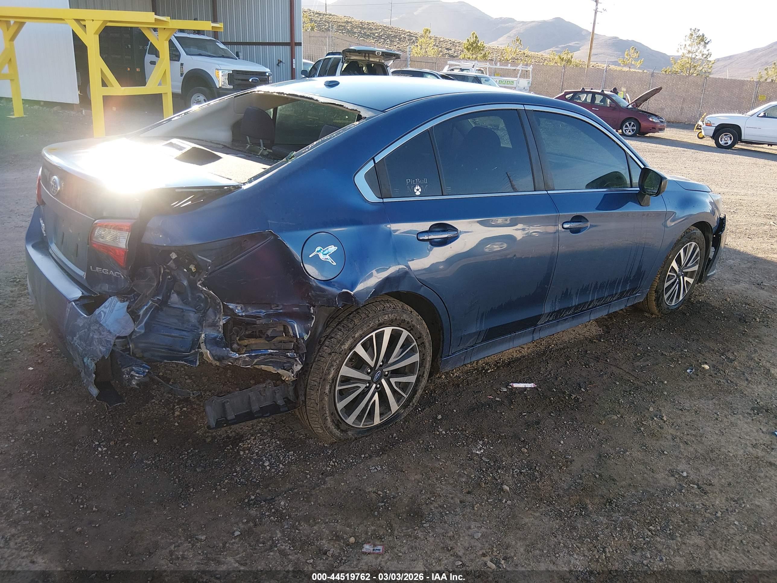 SUBARU LEGACY image 4