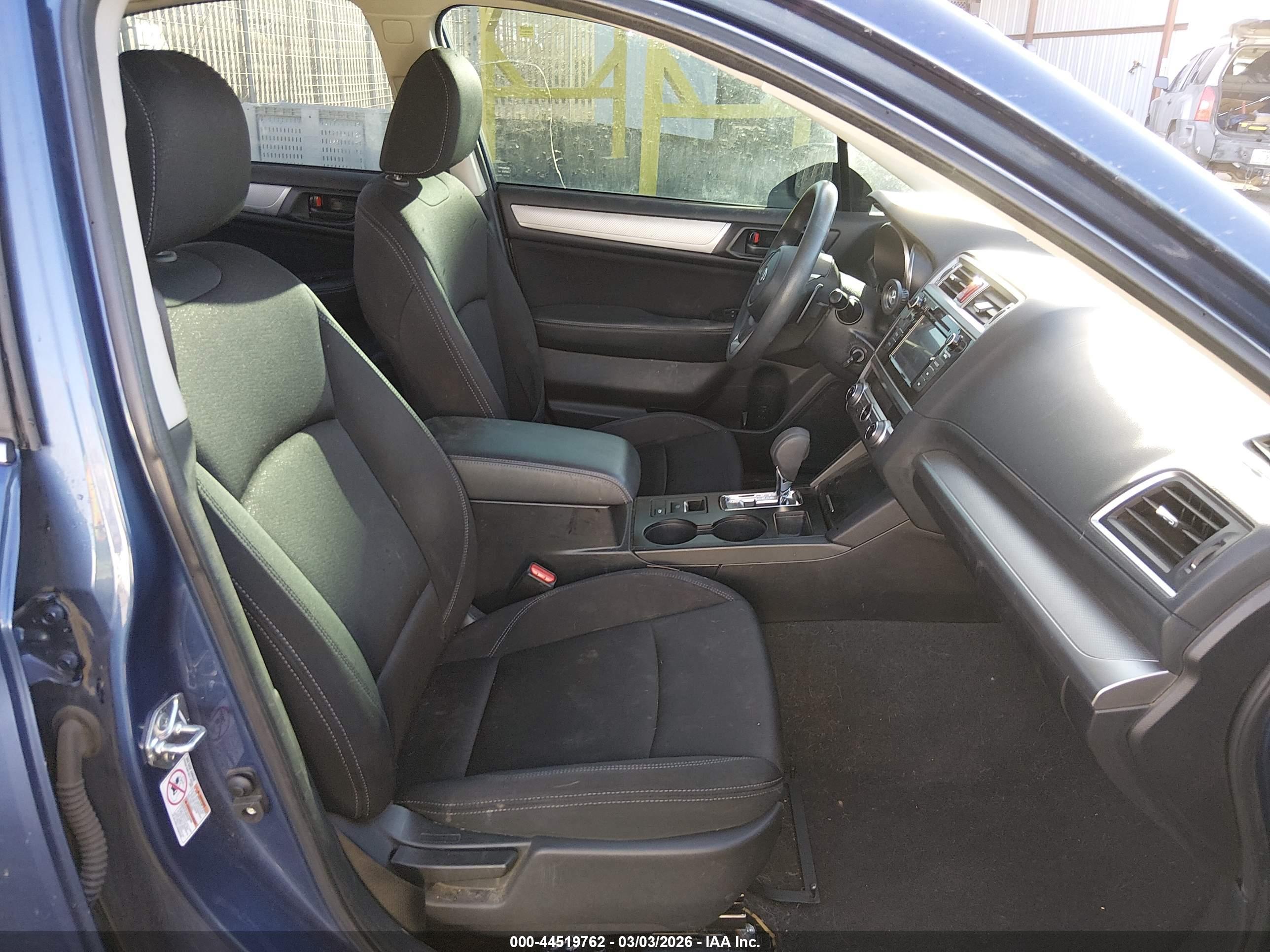 SUBARU LEGACY image 5
