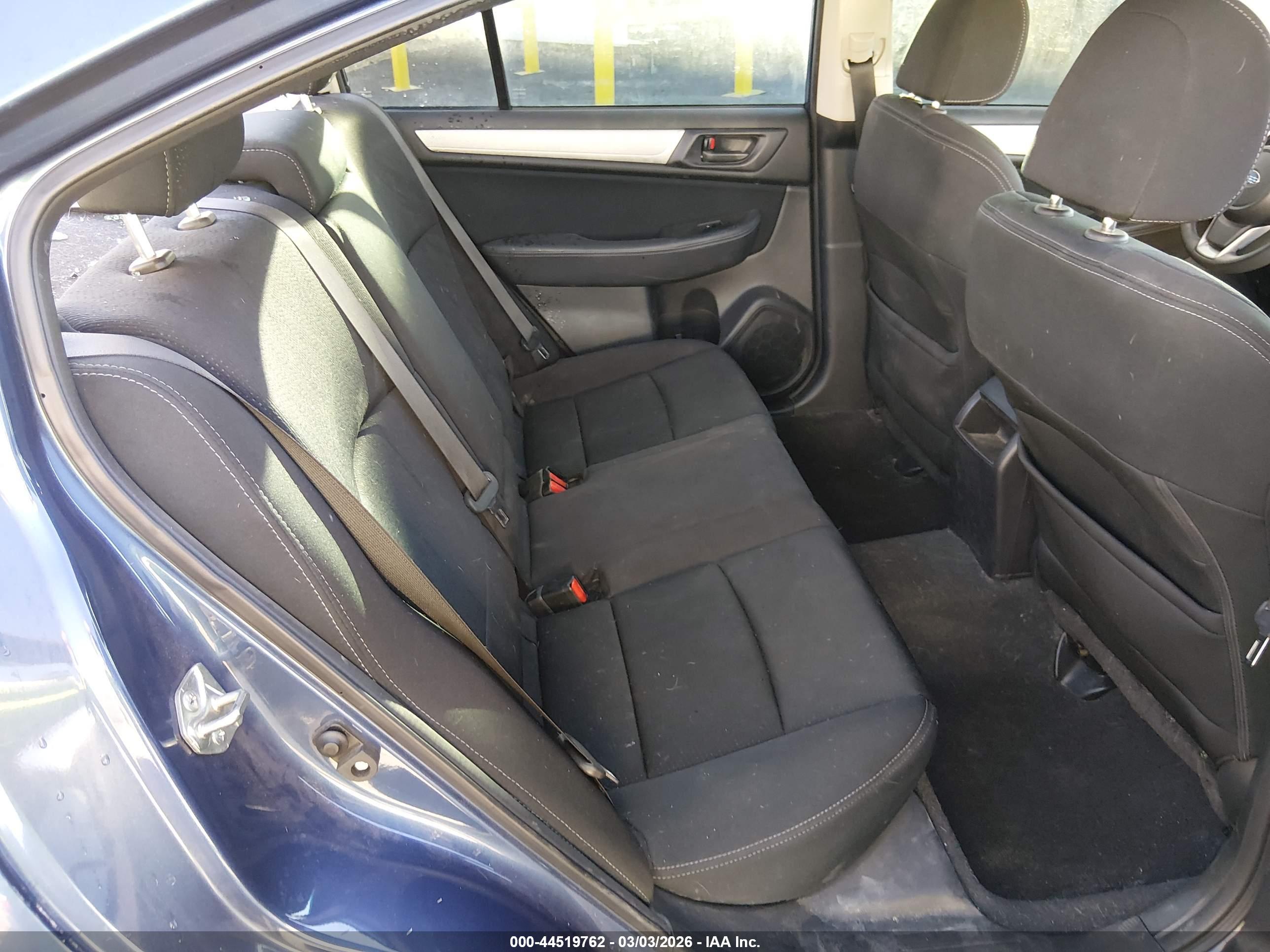 SUBARU LEGACY image 8