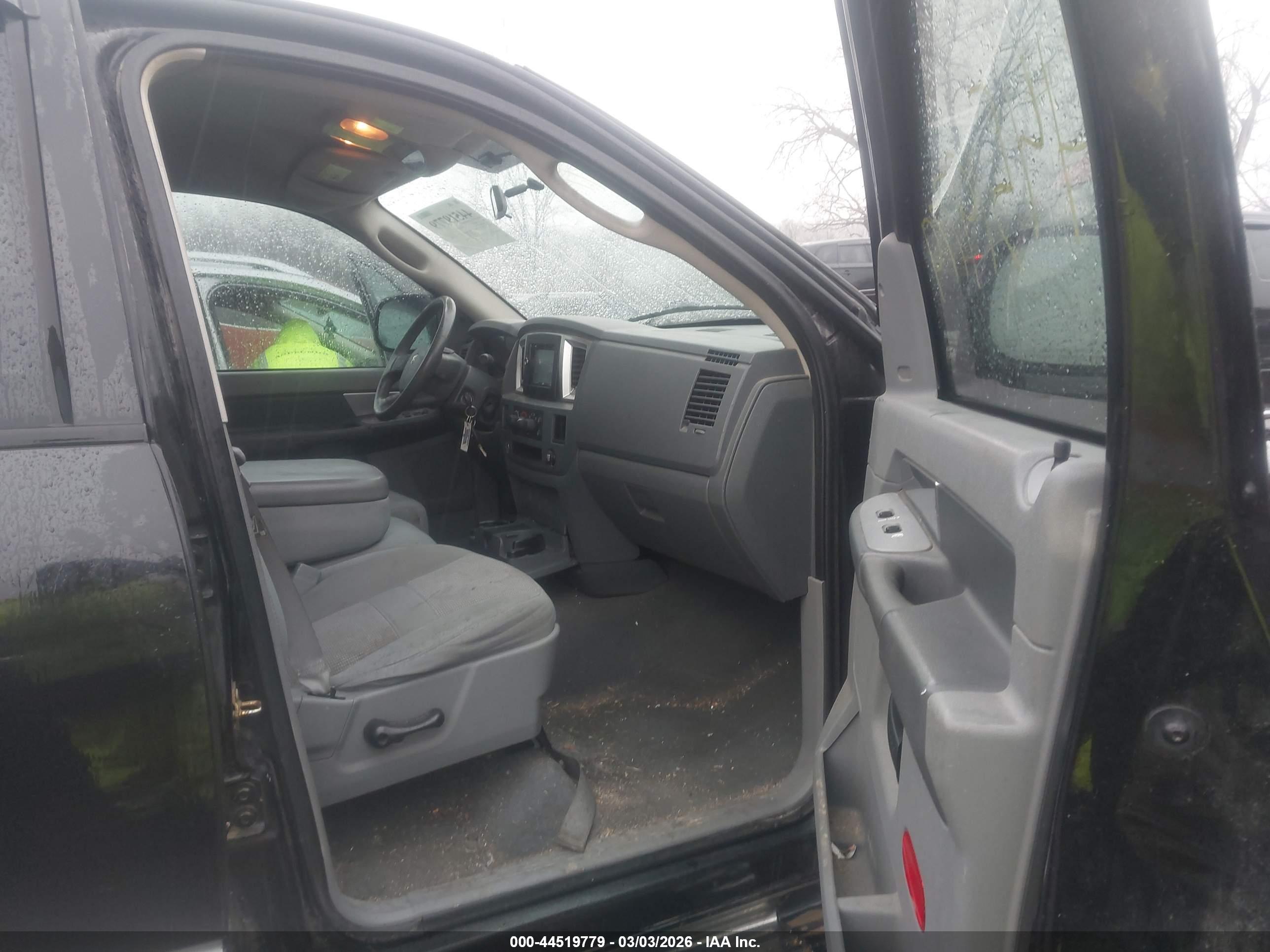 DODGE RAM image 5