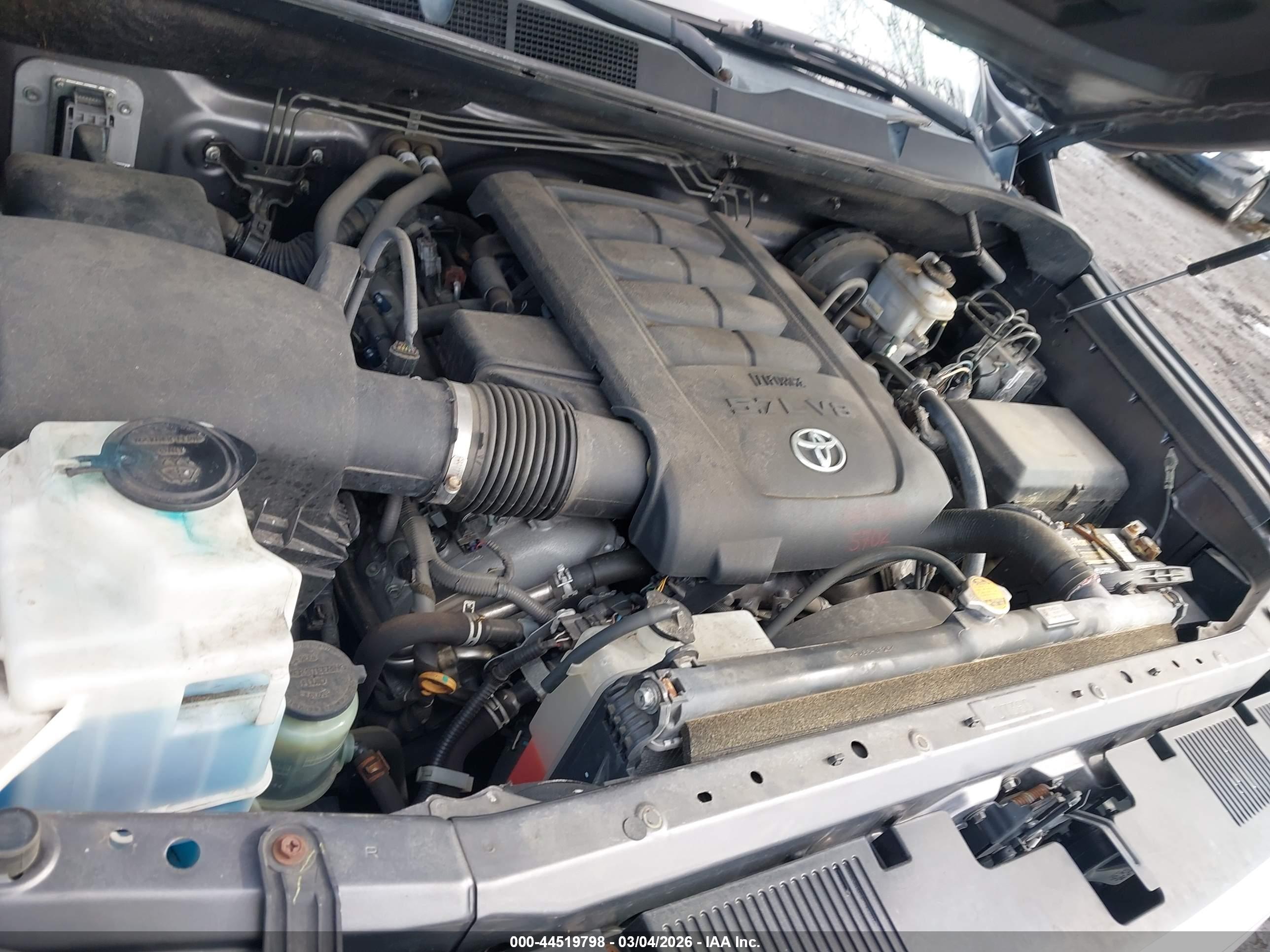 TOYOTA TUNDRA image 10