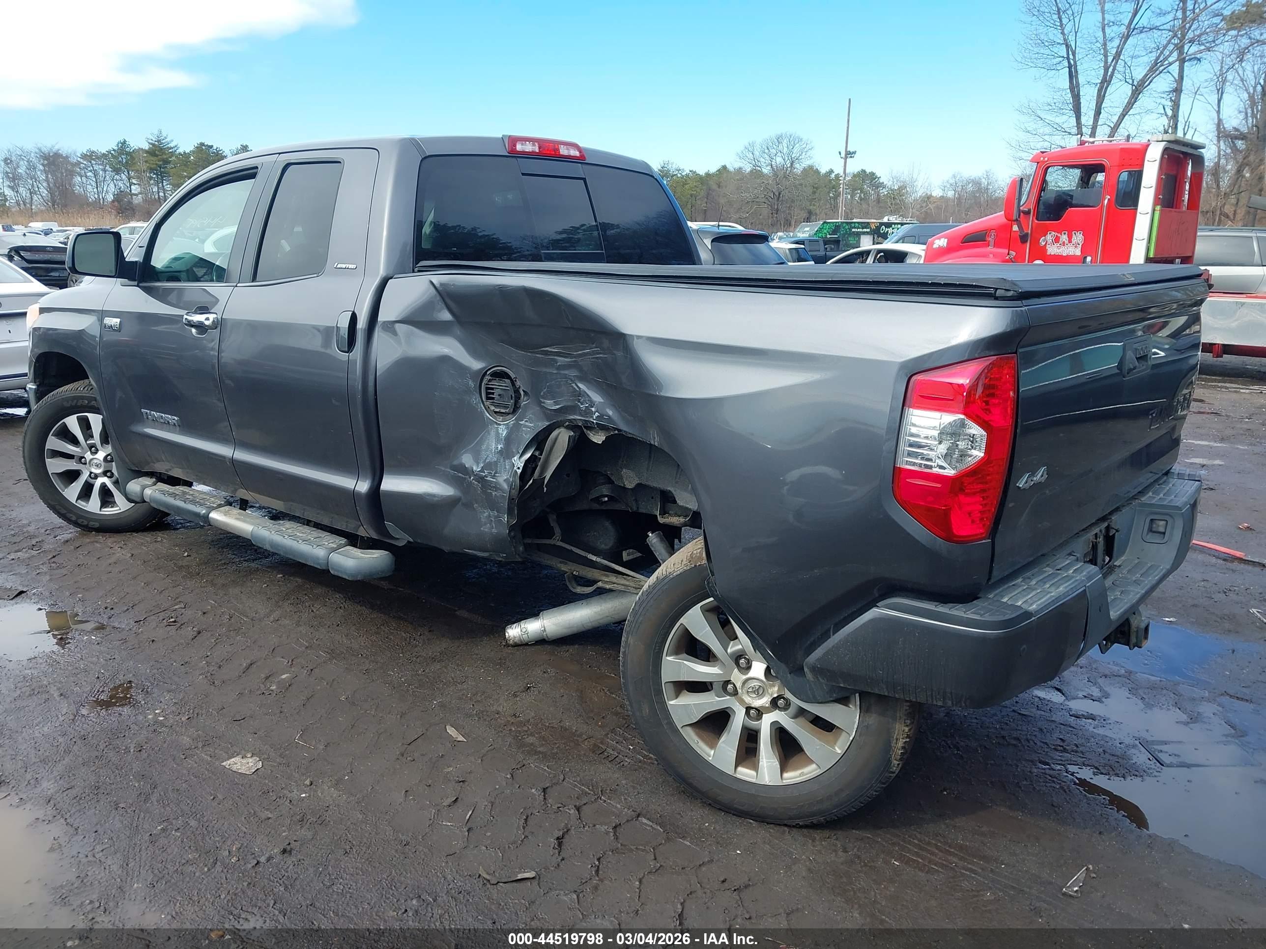 TOYOTA TUNDRA image 3
