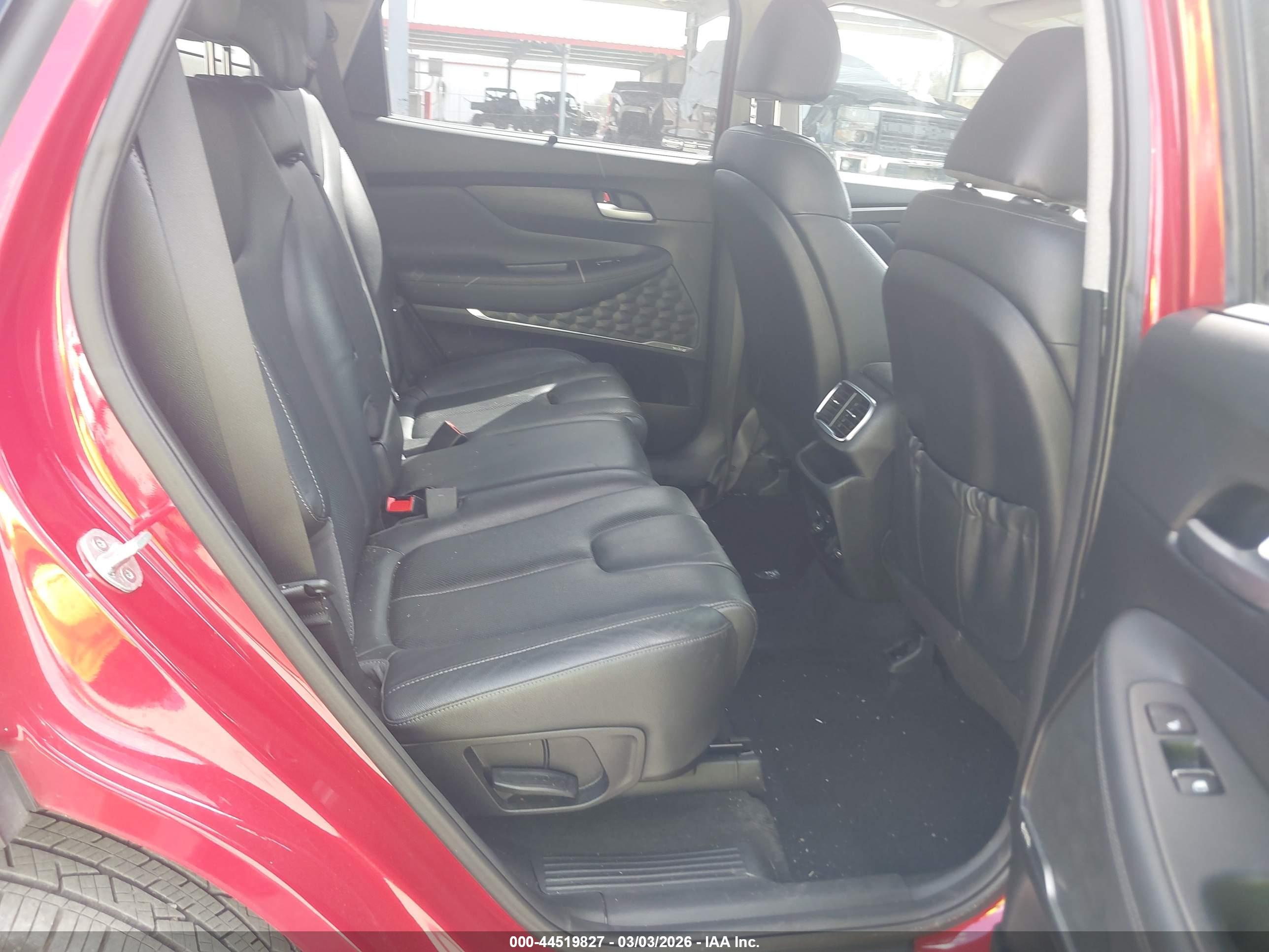 HYUNDAI SANTA image 8