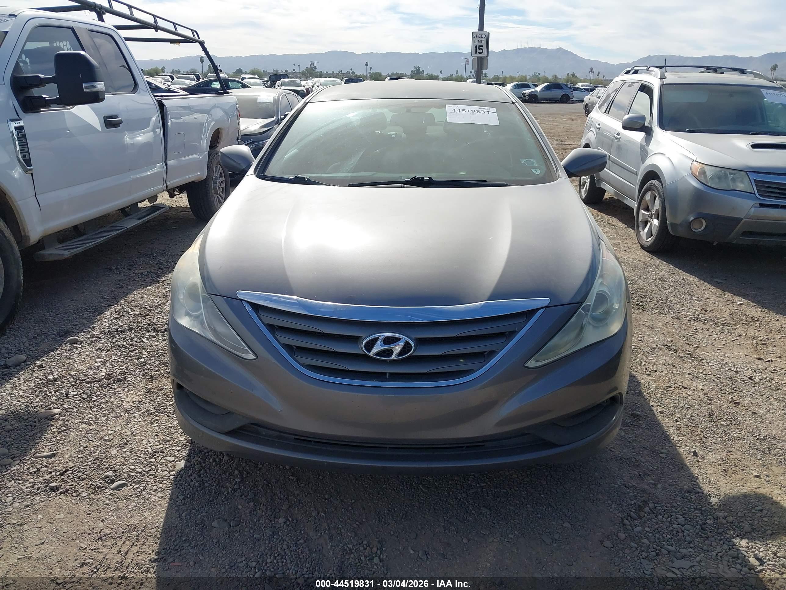 HYUNDAI SONATA image 6