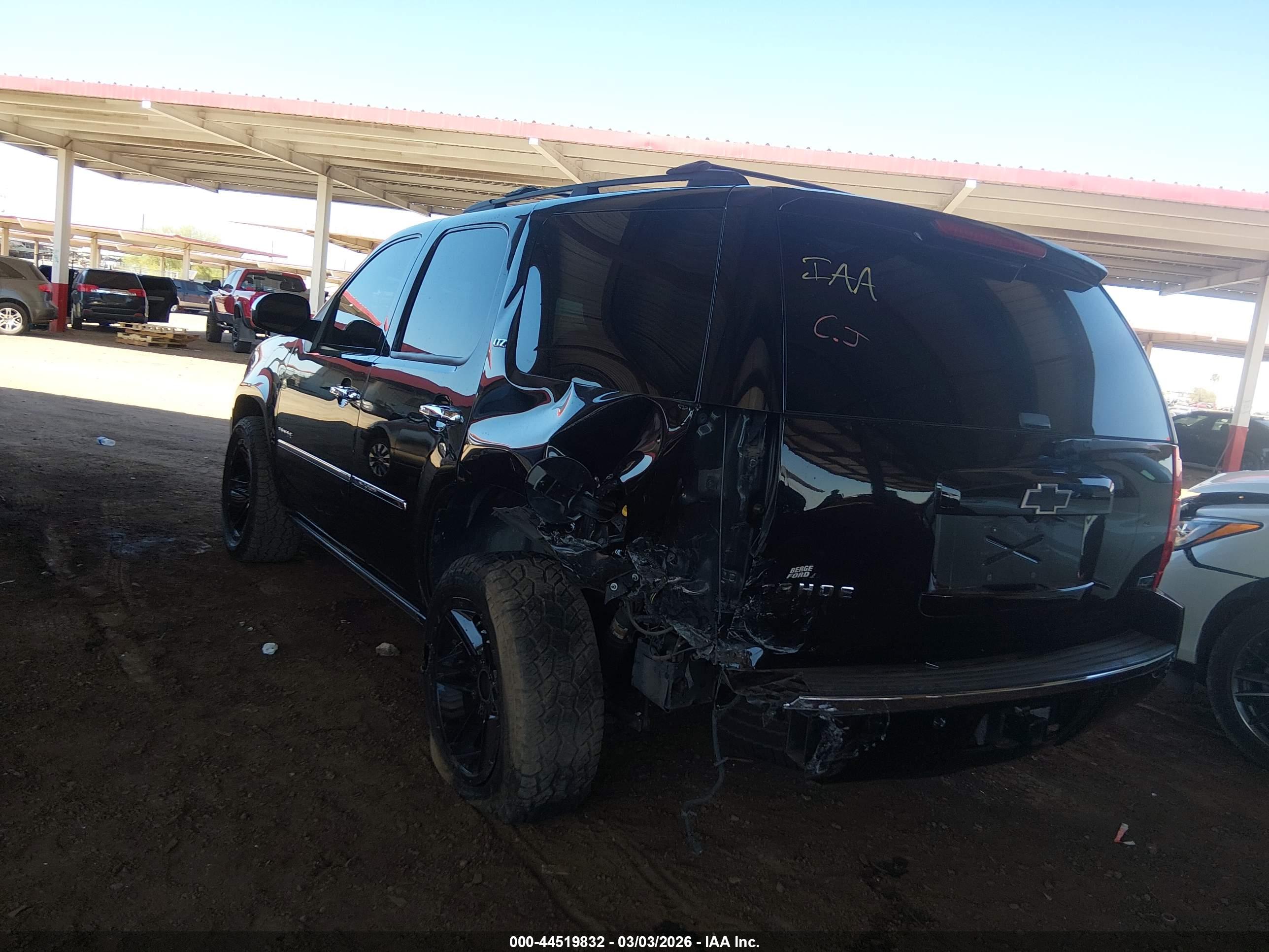 CHEVROLET TAHOE image 3
