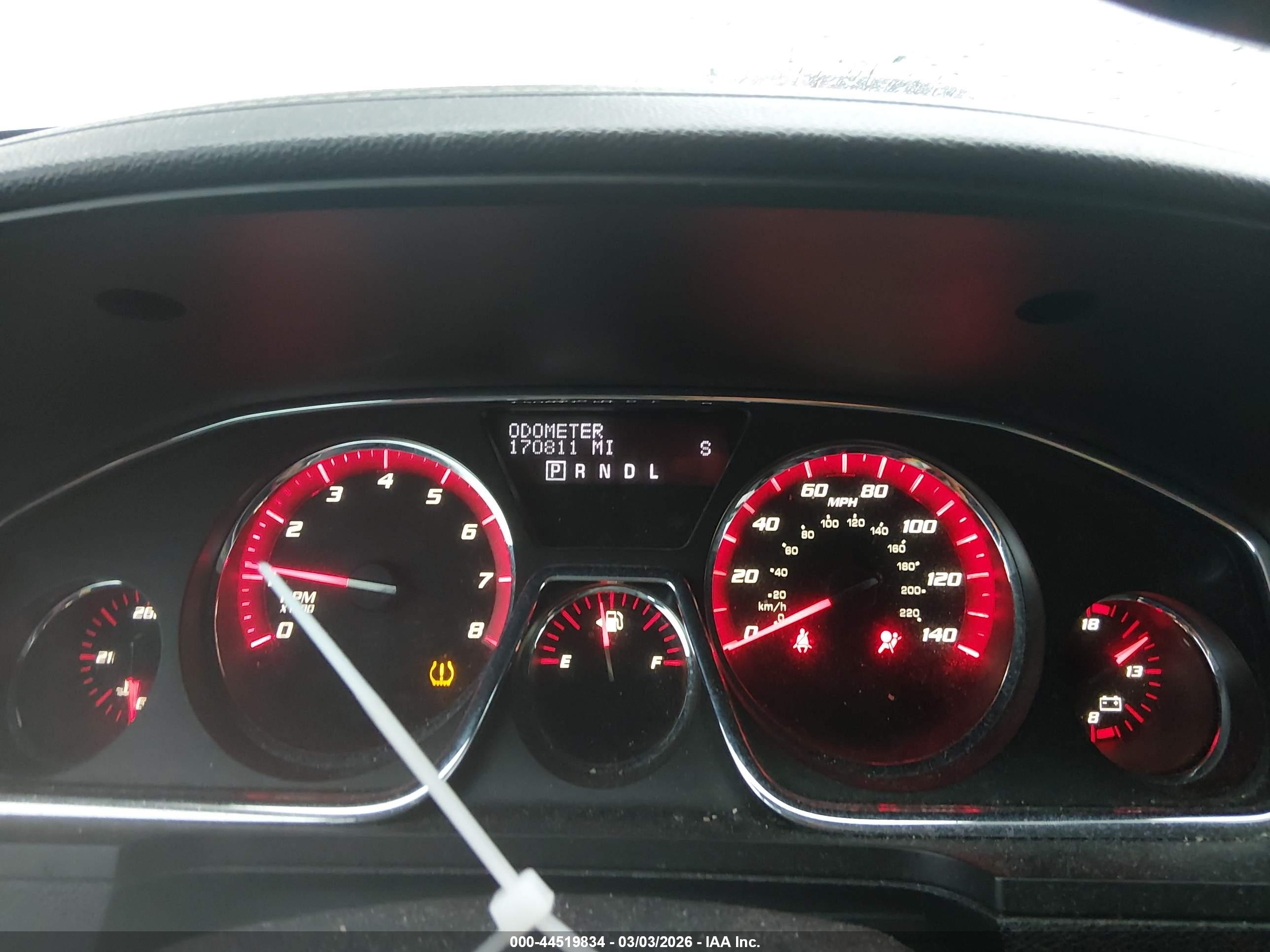 GMC ACADIA image 7
