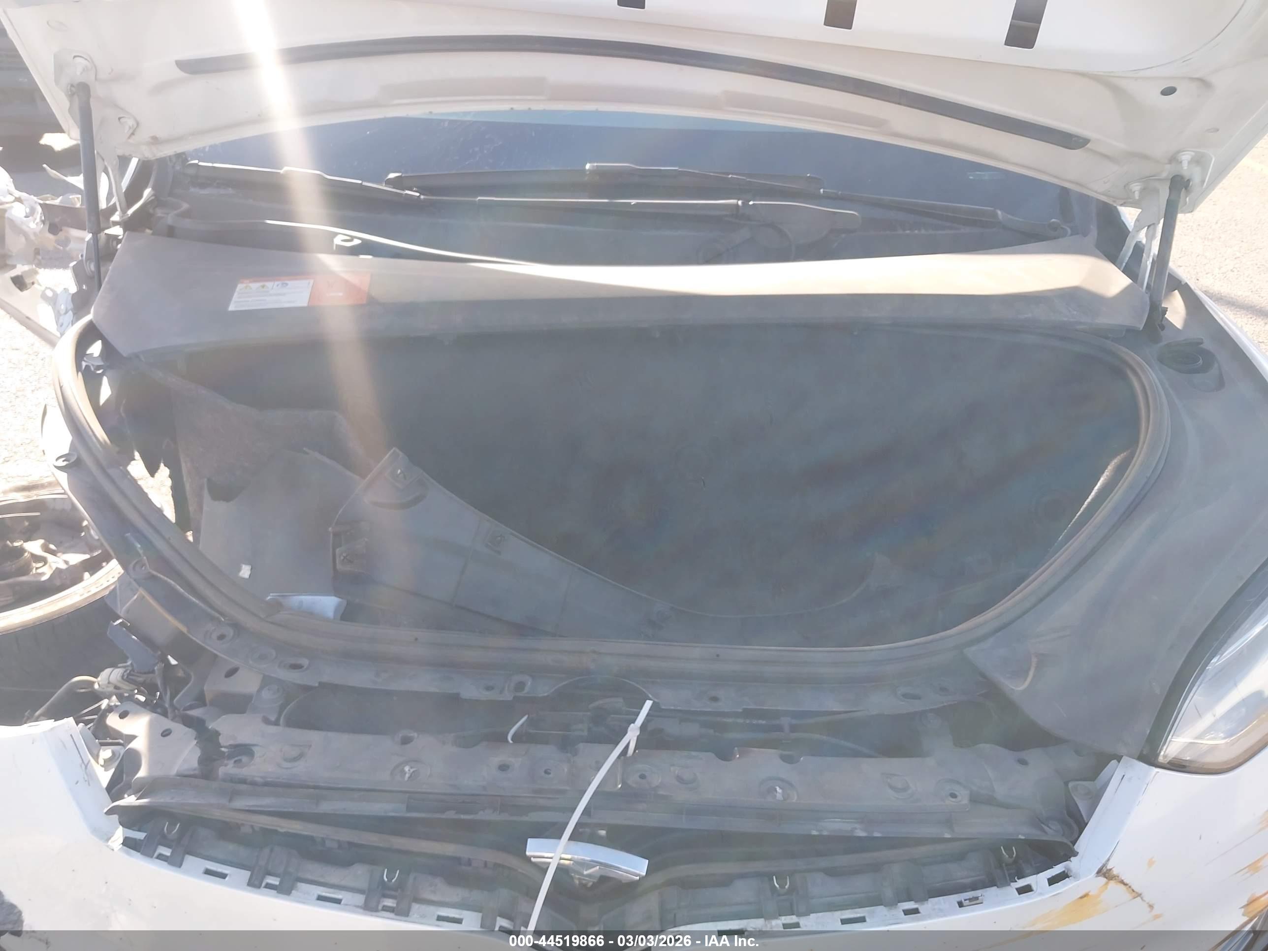 TESLA MODEL image 10