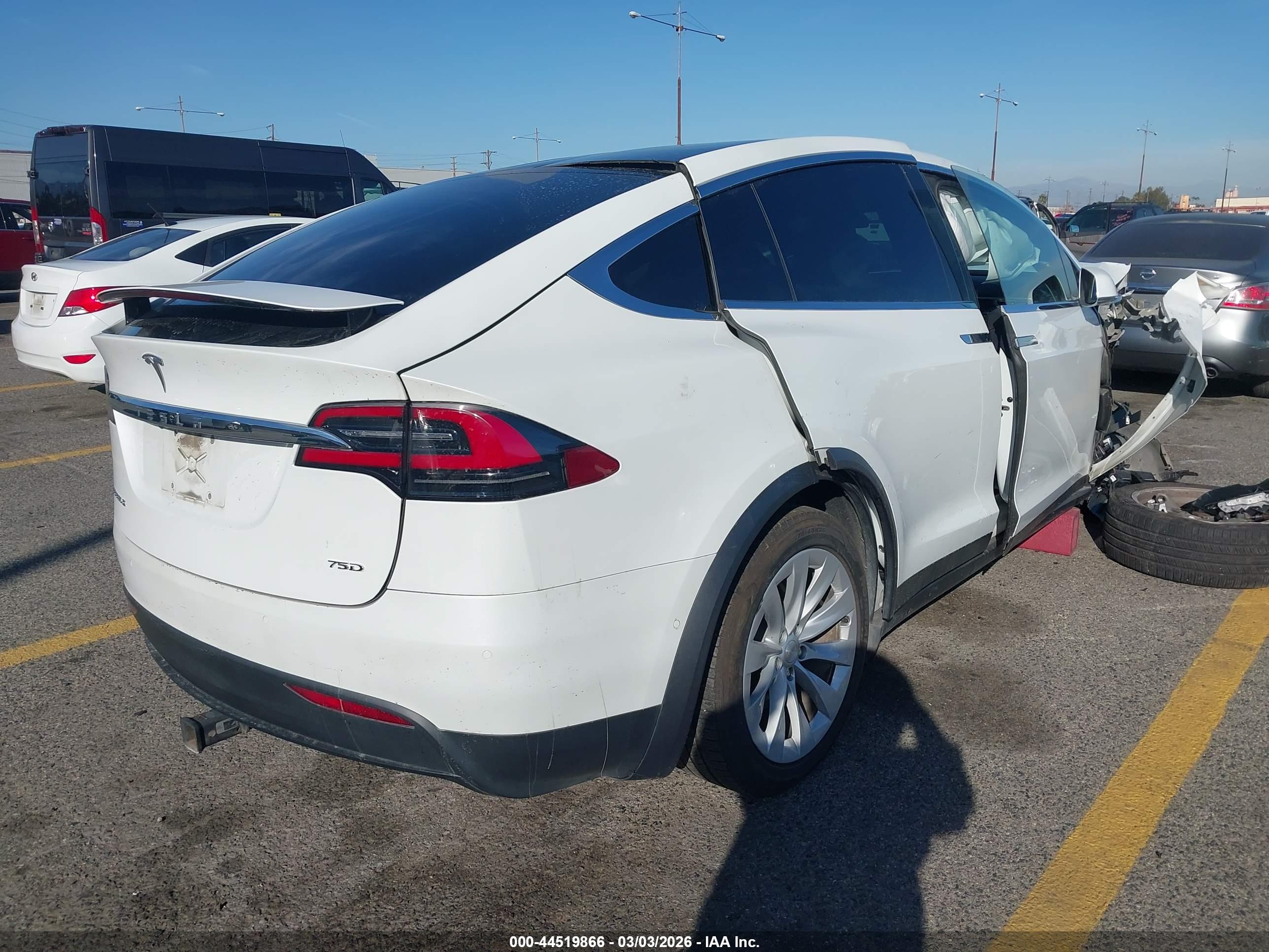 TESLA MODEL image 4