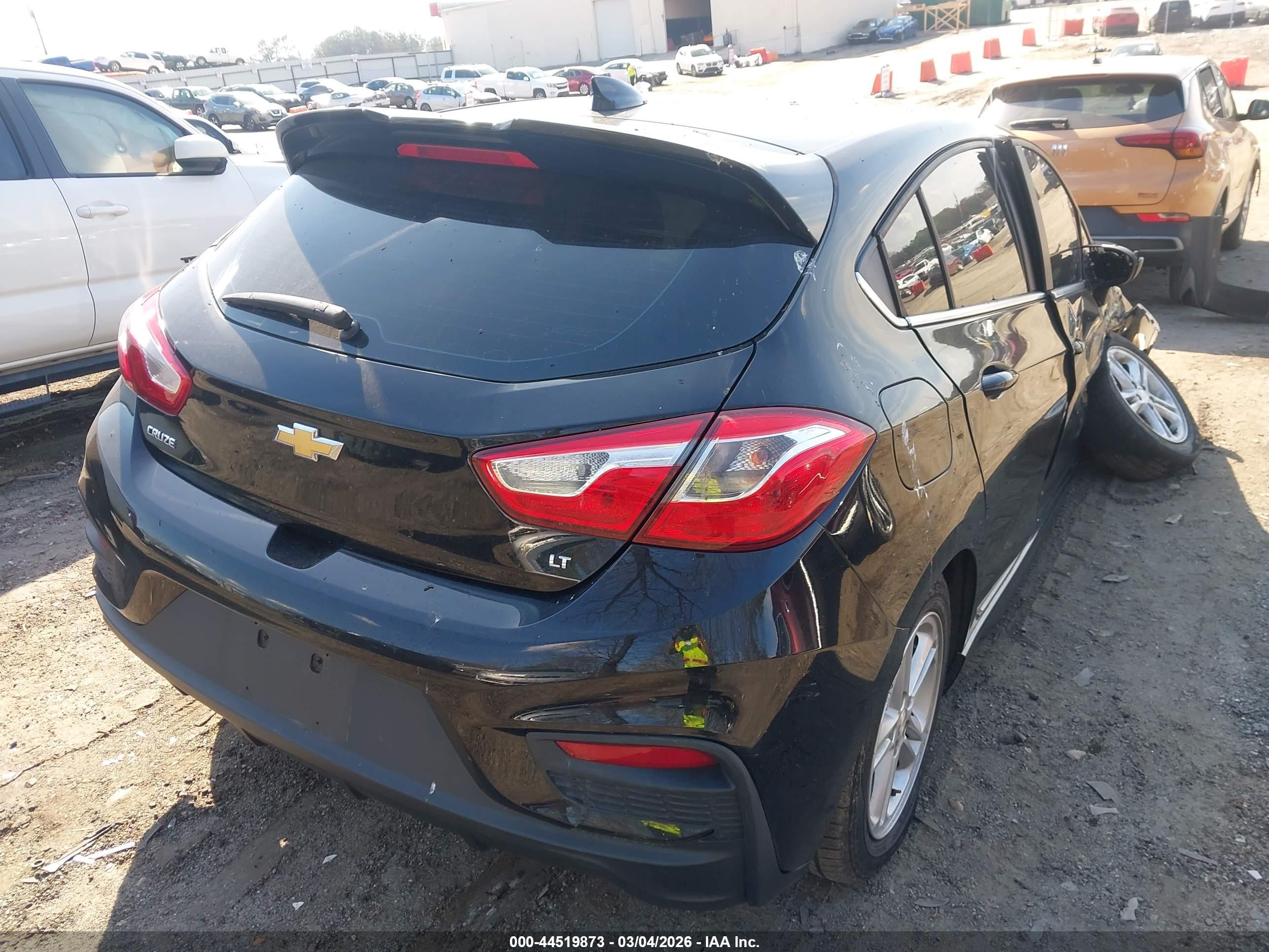 CHEVROLET CRUZE image 4