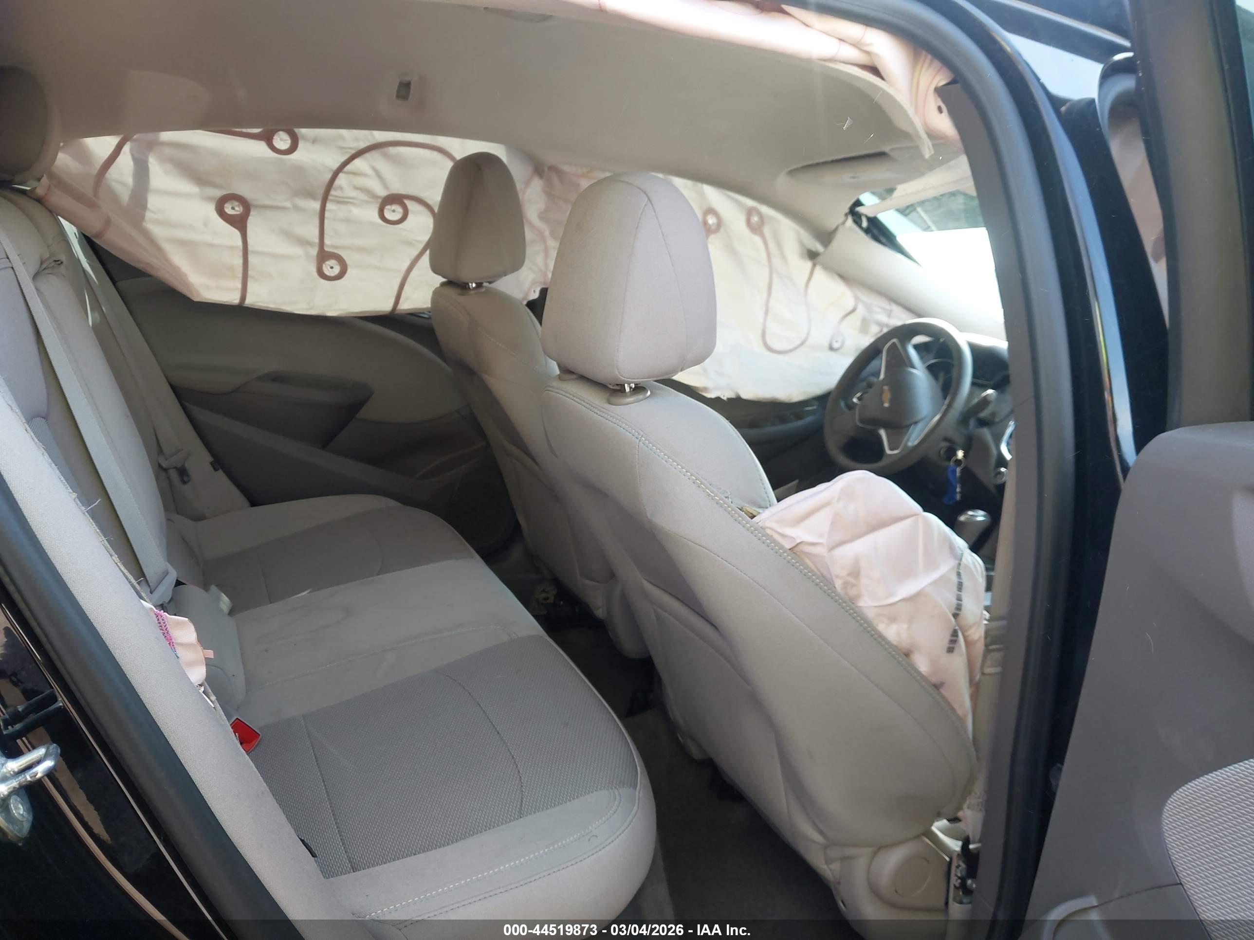 CHEVROLET CRUZE image 8