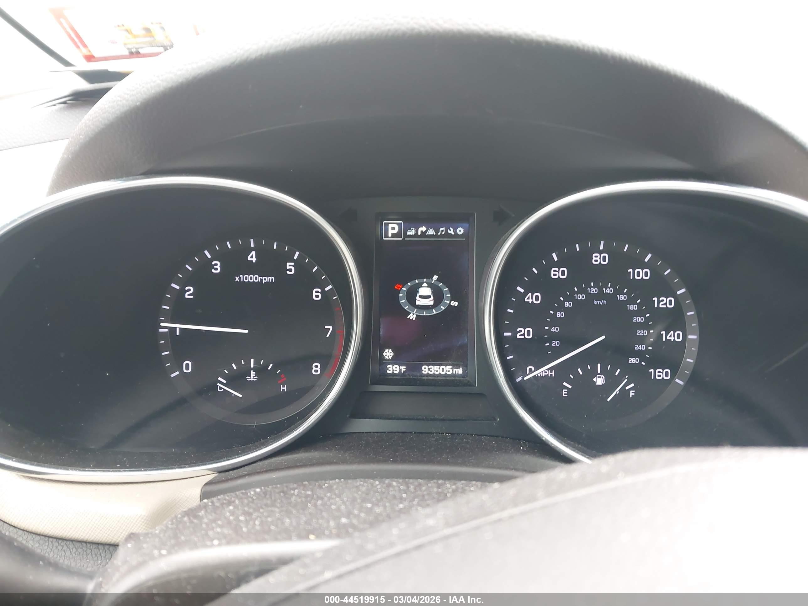 HYUNDAI SANTA image 7