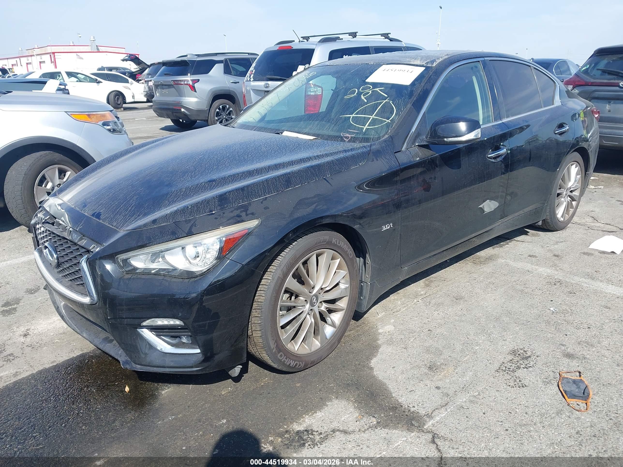 INFINITI Q50 image 2
