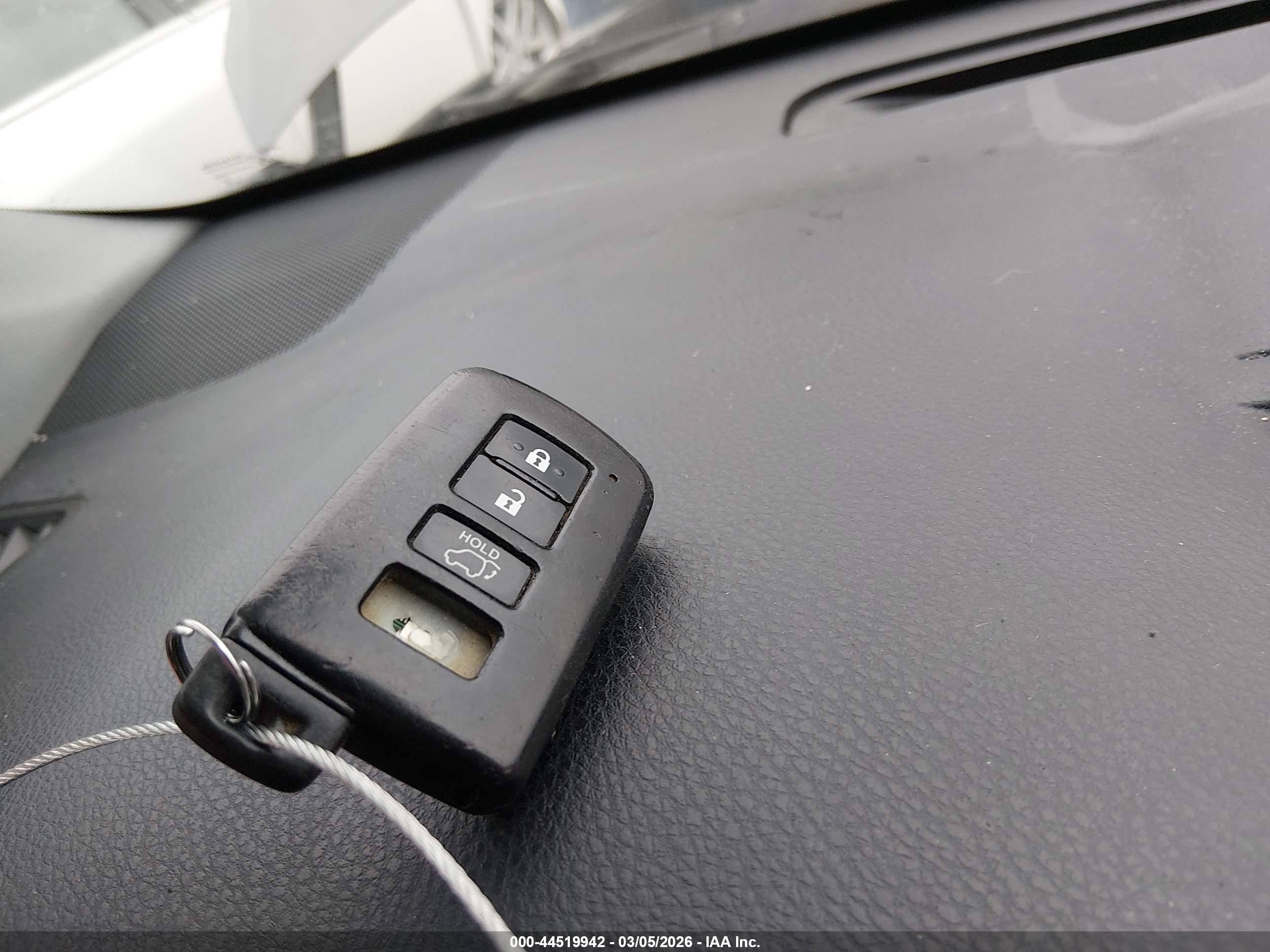 TOYOTA HIGHLANDER image 11