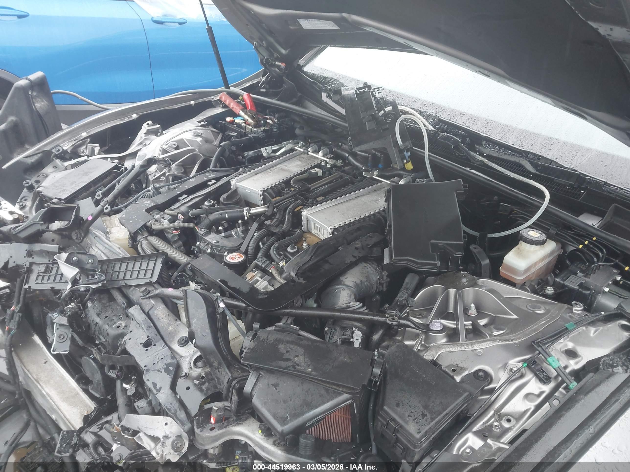 LEXUS LS image 10
