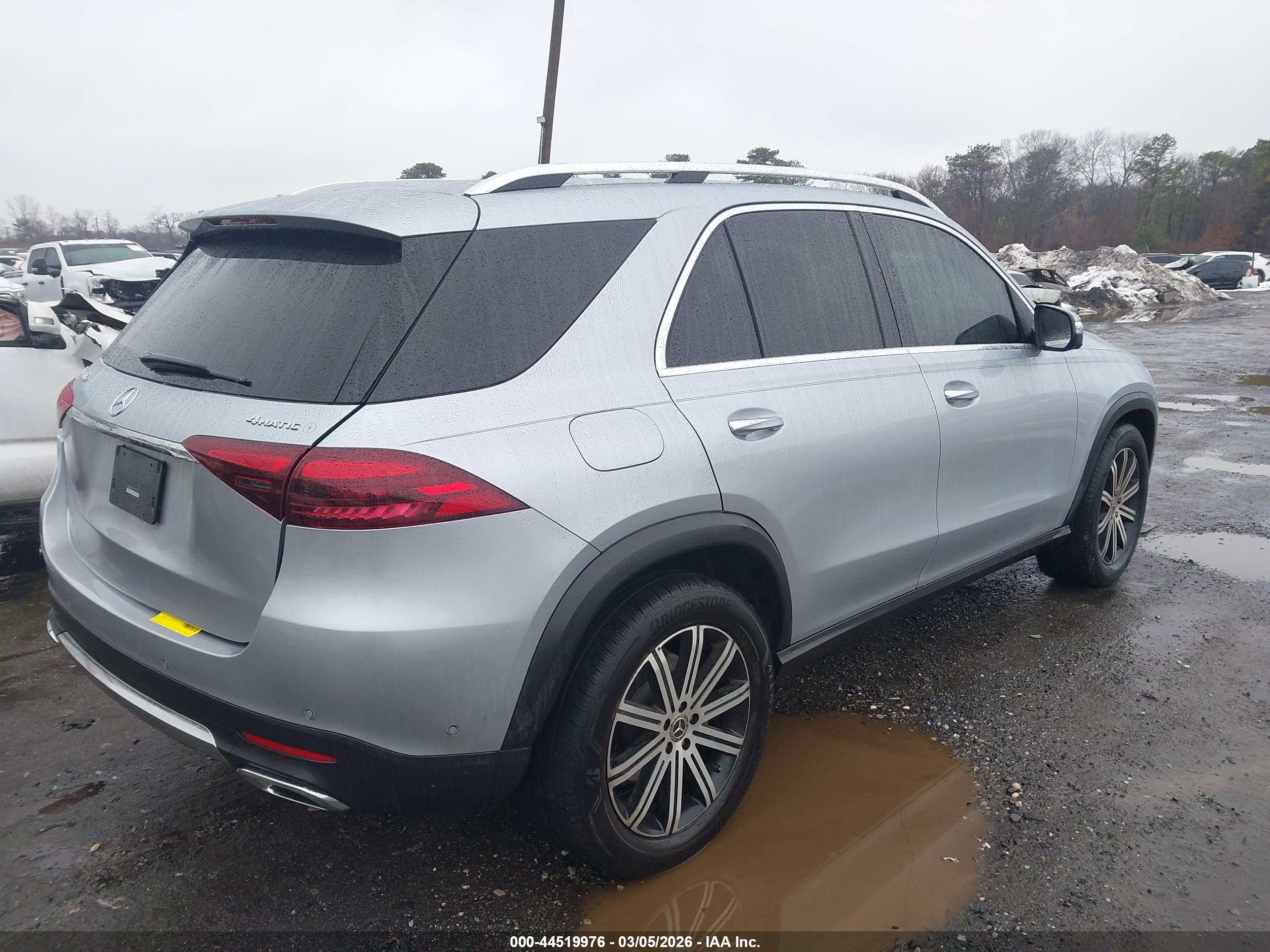 MERCEDES-BENZ GLE image 4