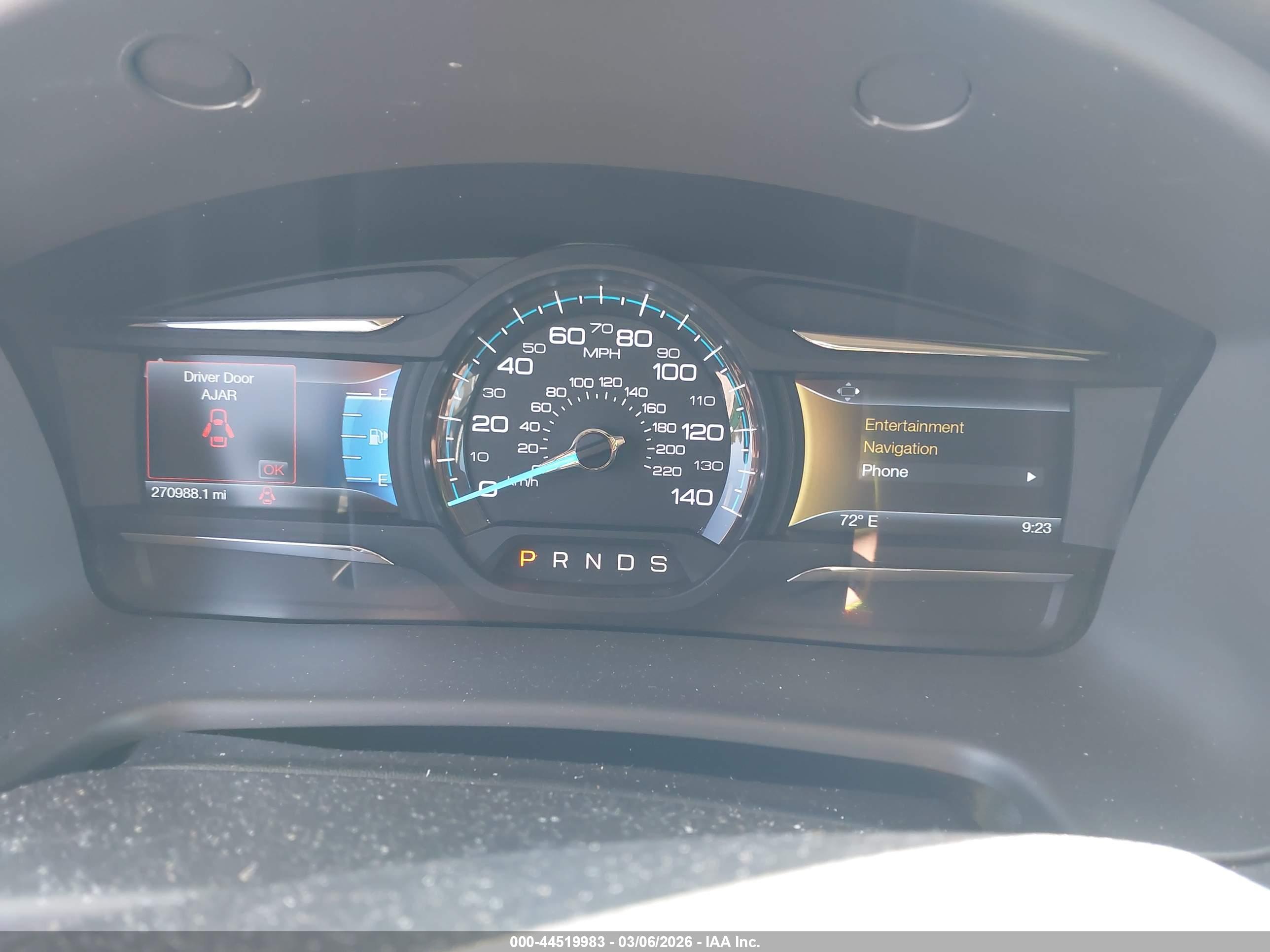 FORD FLEX image 7