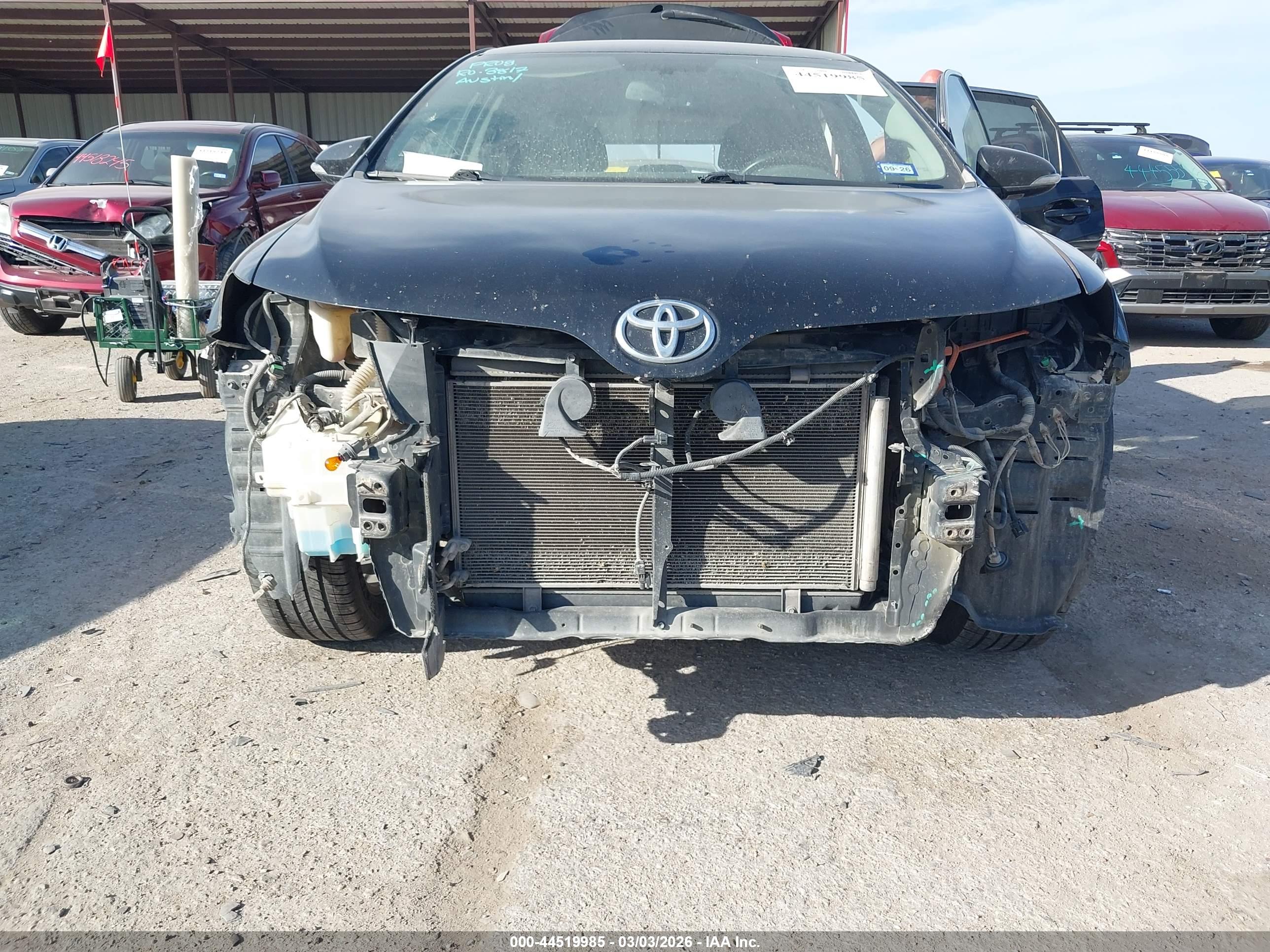 TOYOTA VENZA image 6