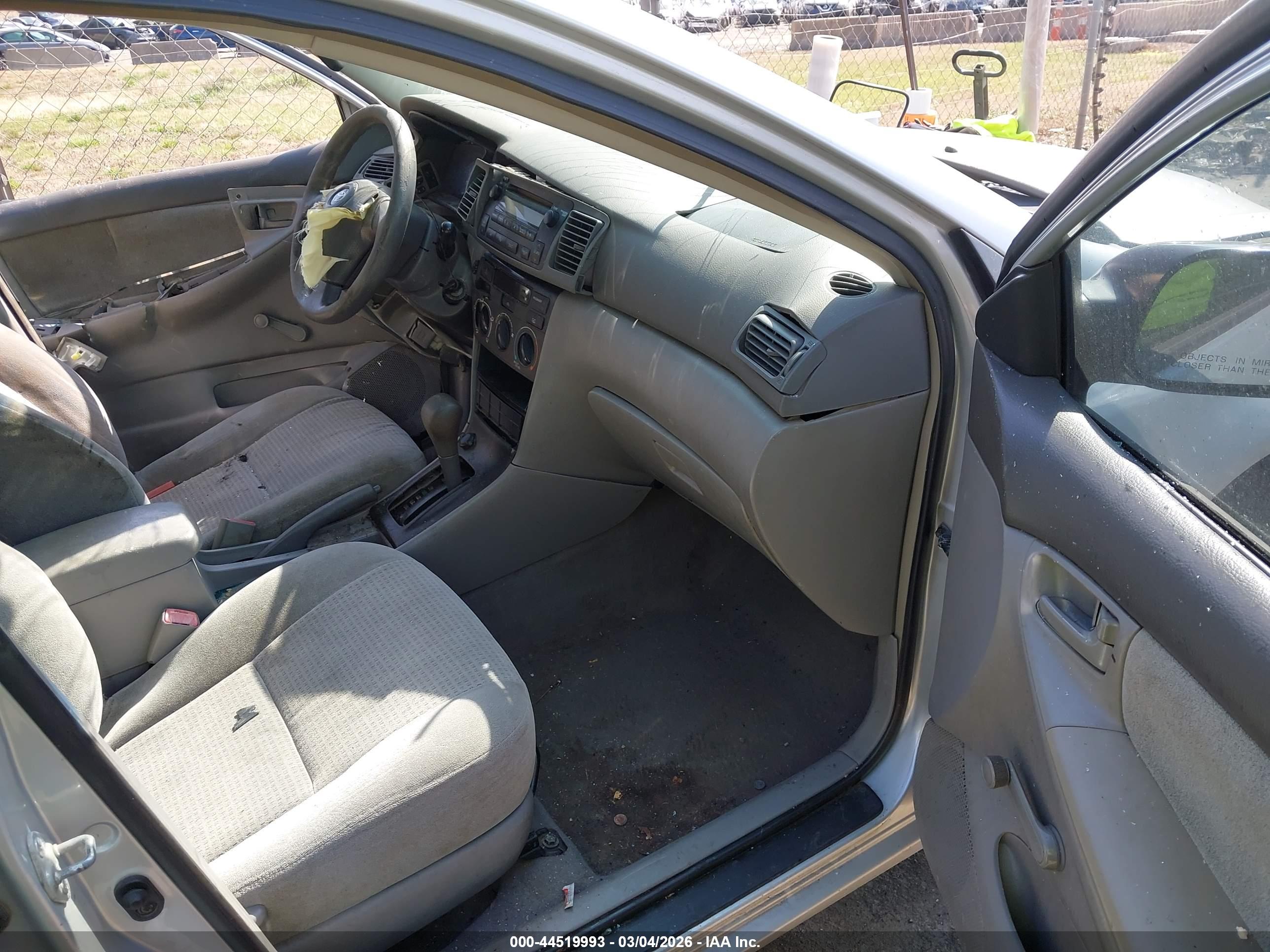 TOYOTA COROLLA image 5