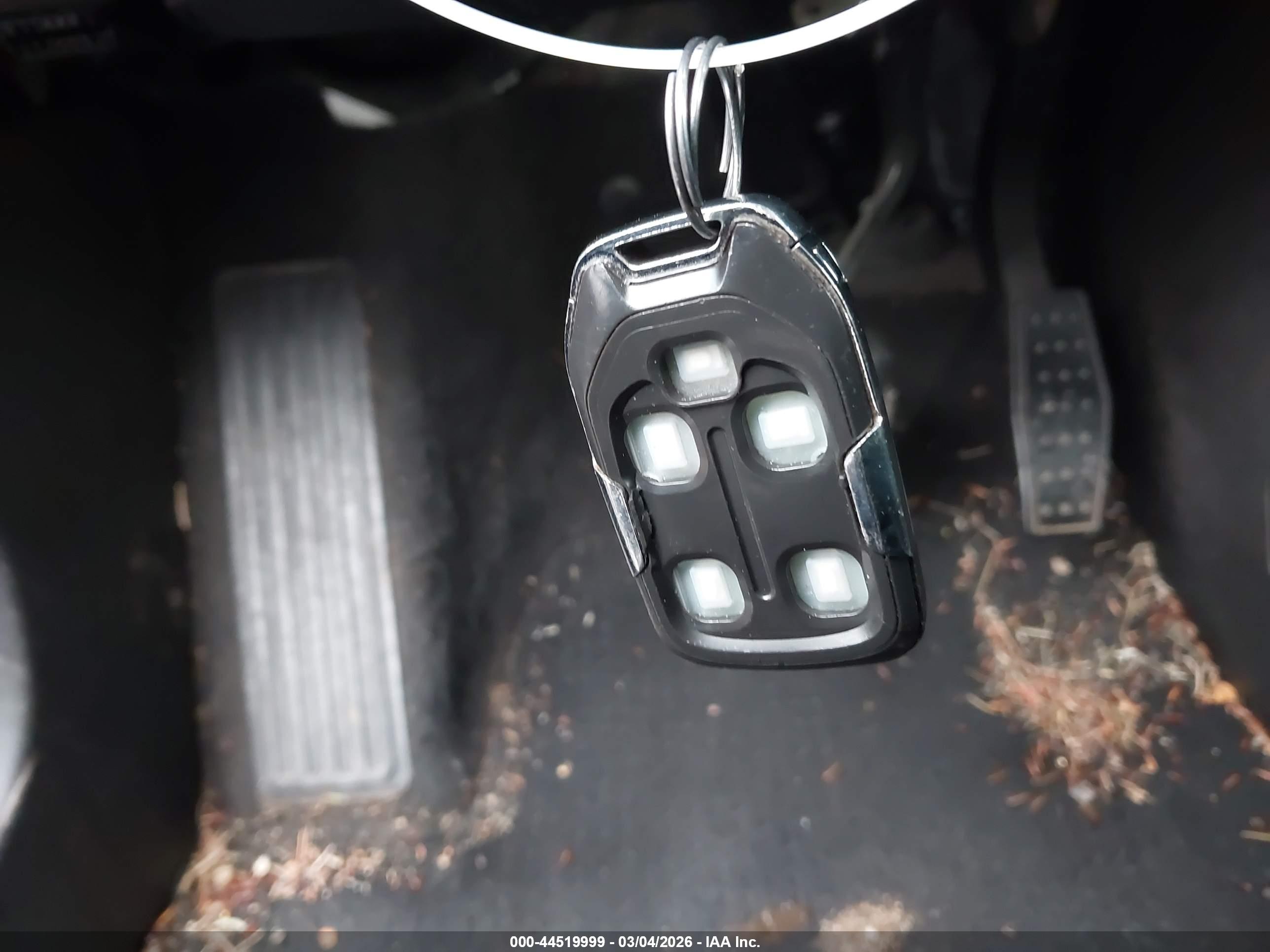 GMC ACADIA image 11