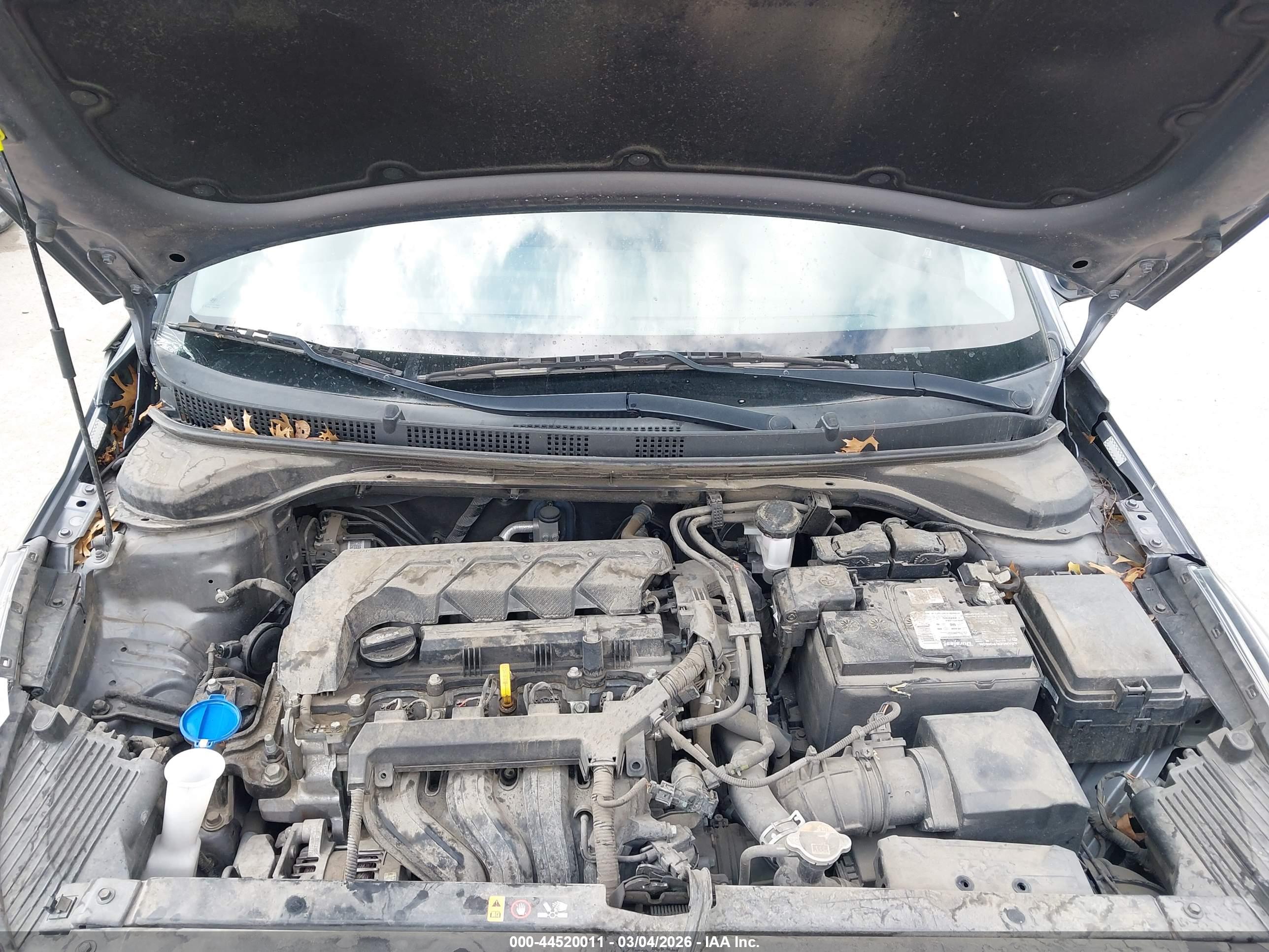 HYUNDAI ACCENT image 10