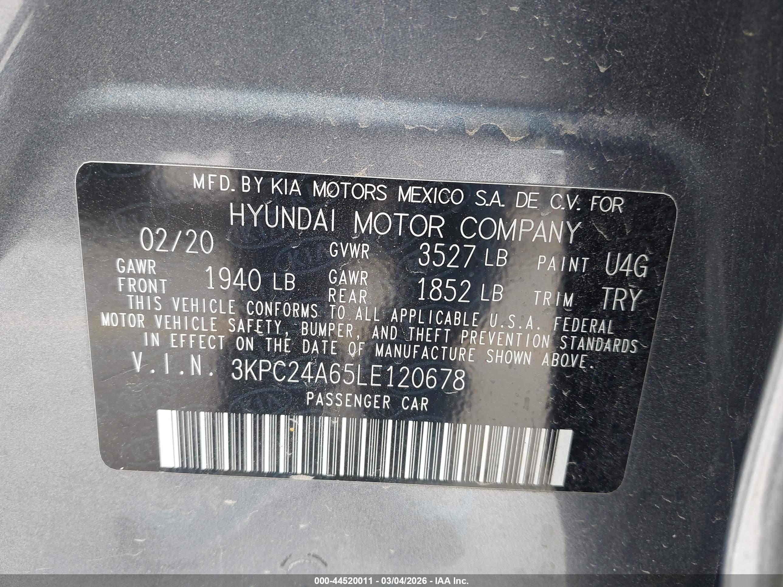 HYUNDAI ACCENT image 9
