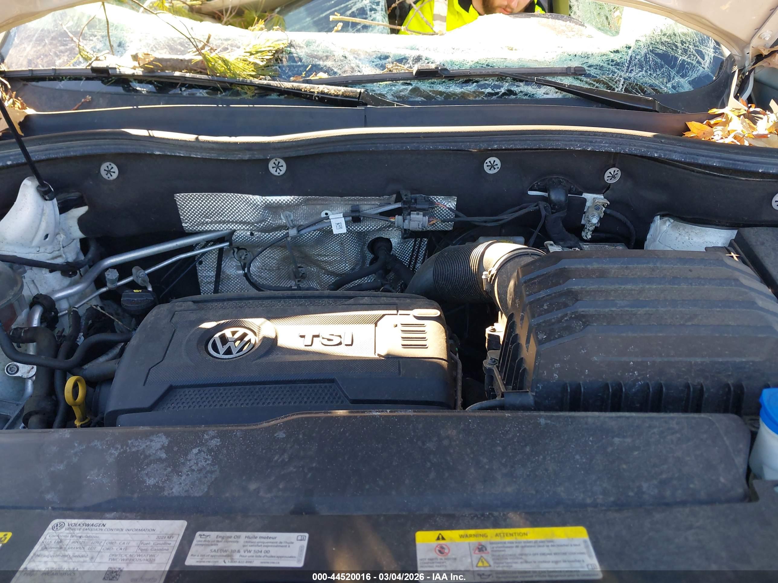 VOLKSWAGEN ATLAS image 10