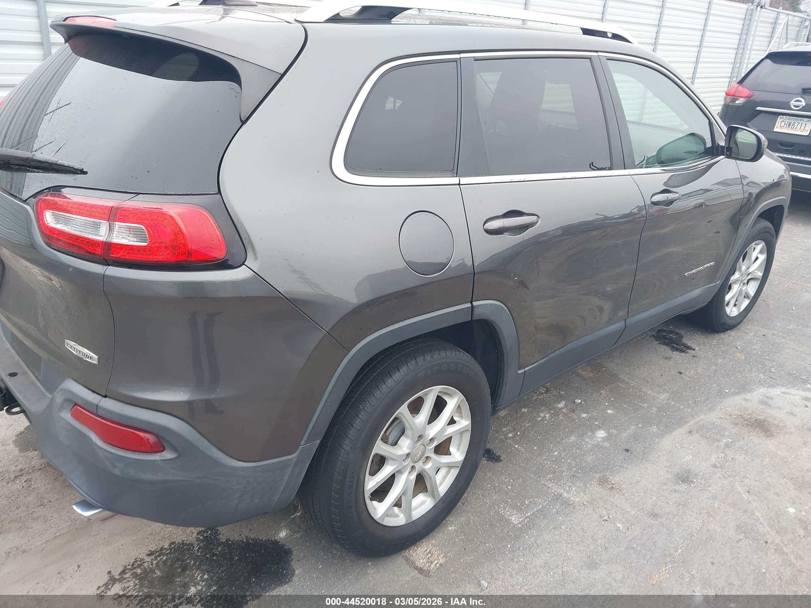 JEEP CHEROKEE image 4