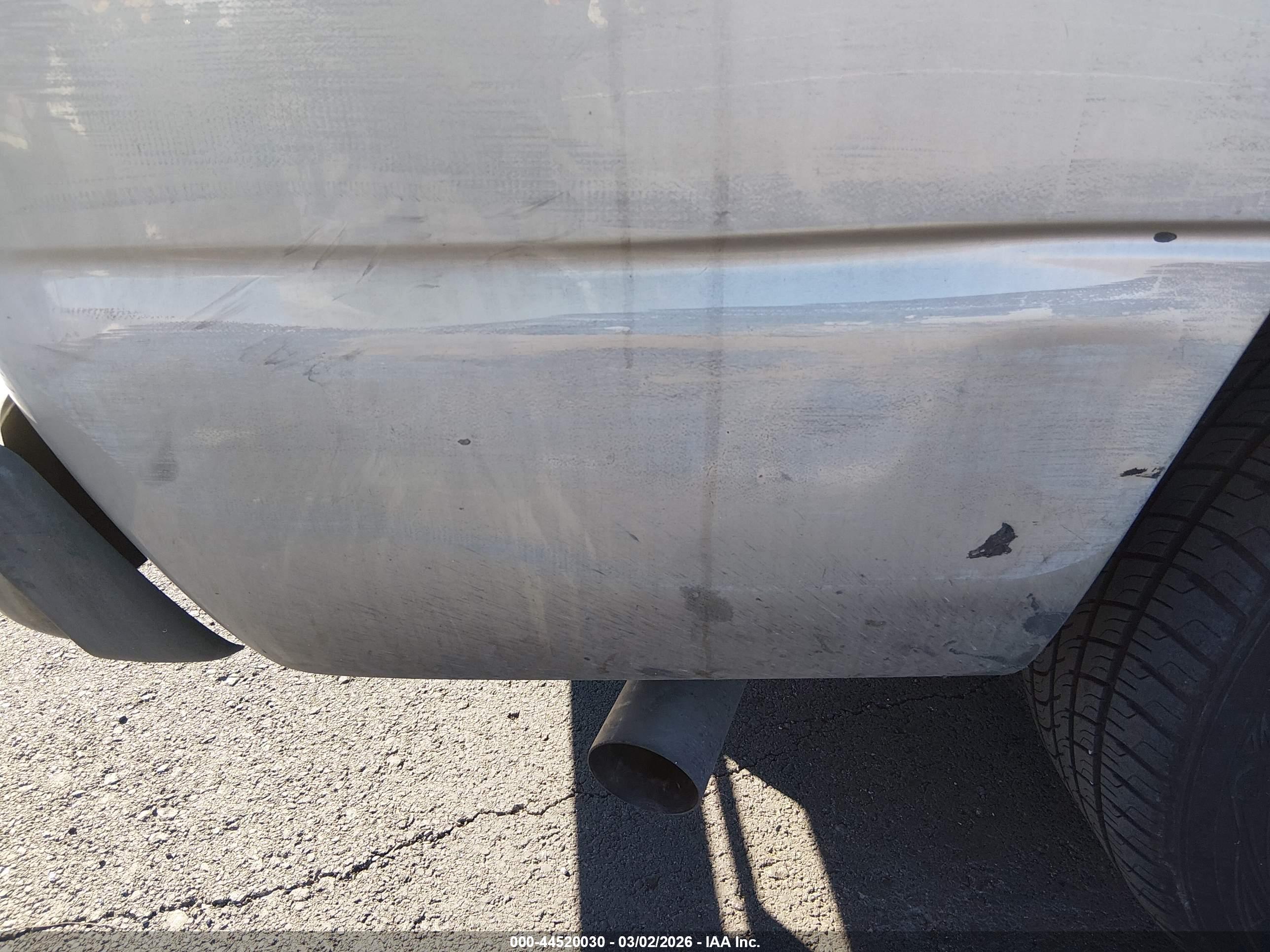 CHEVROLET AVALANCHE image 6