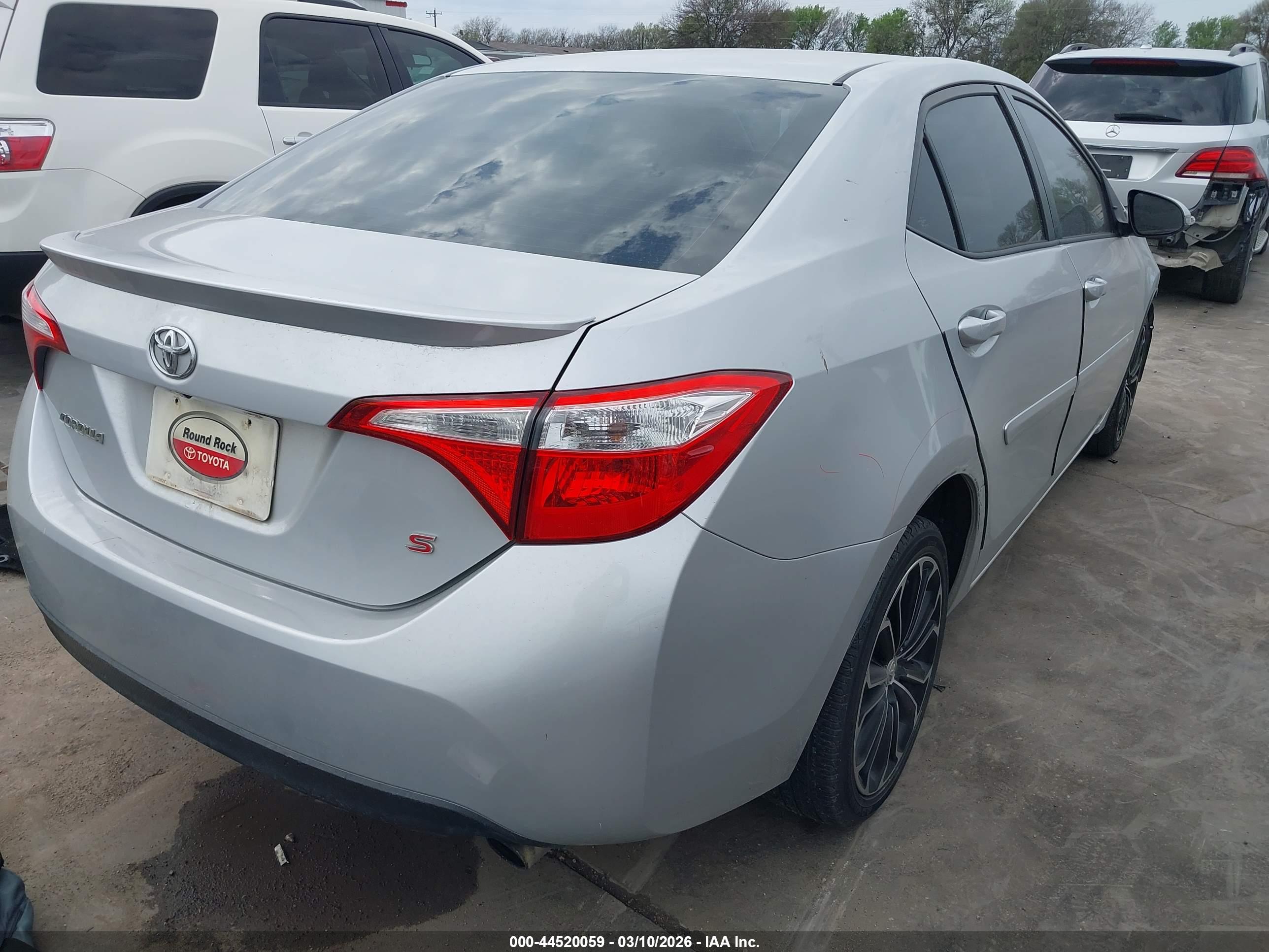 TOYOTA COROLLA image 4