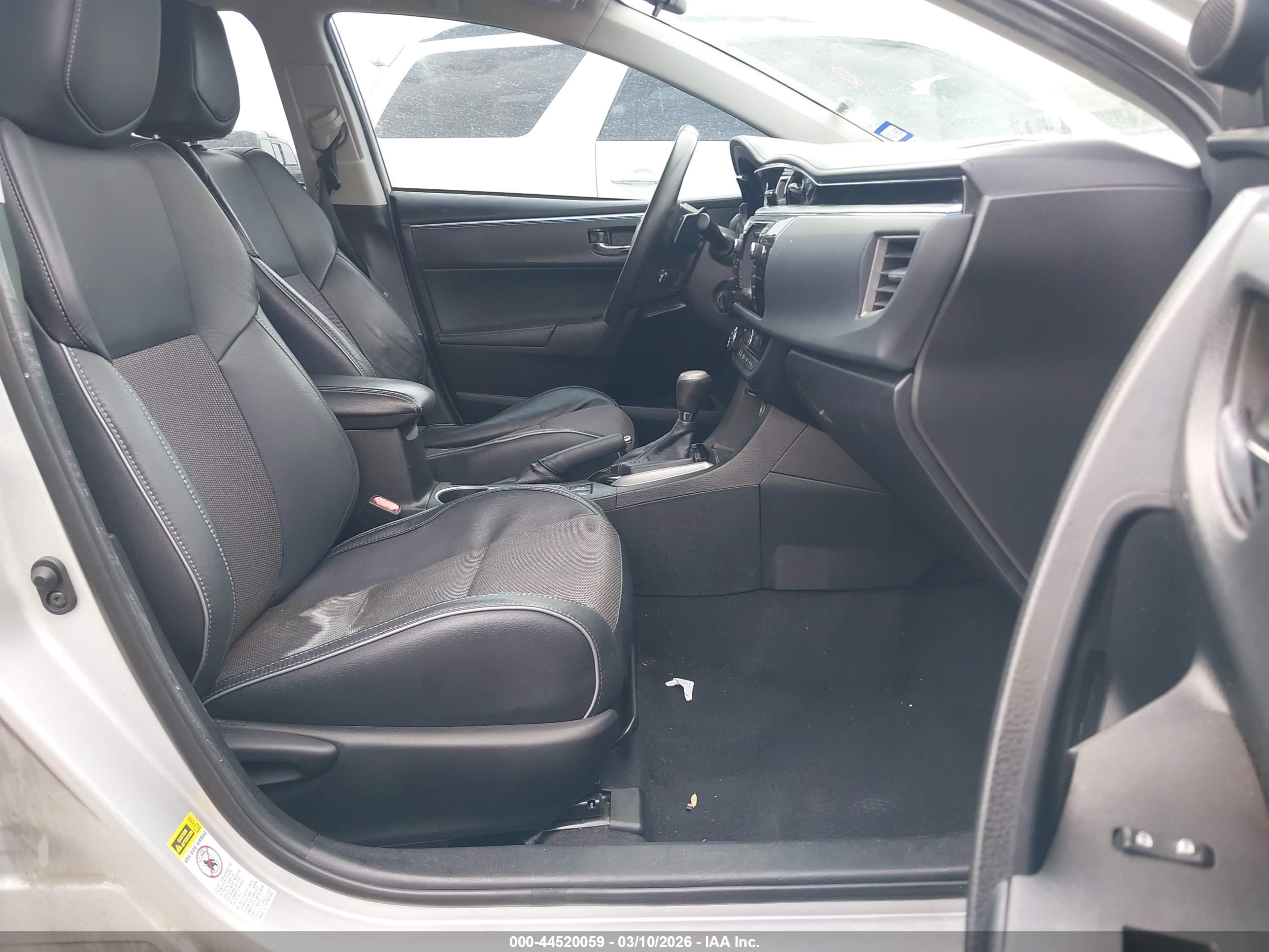 TOYOTA COROLLA image 5