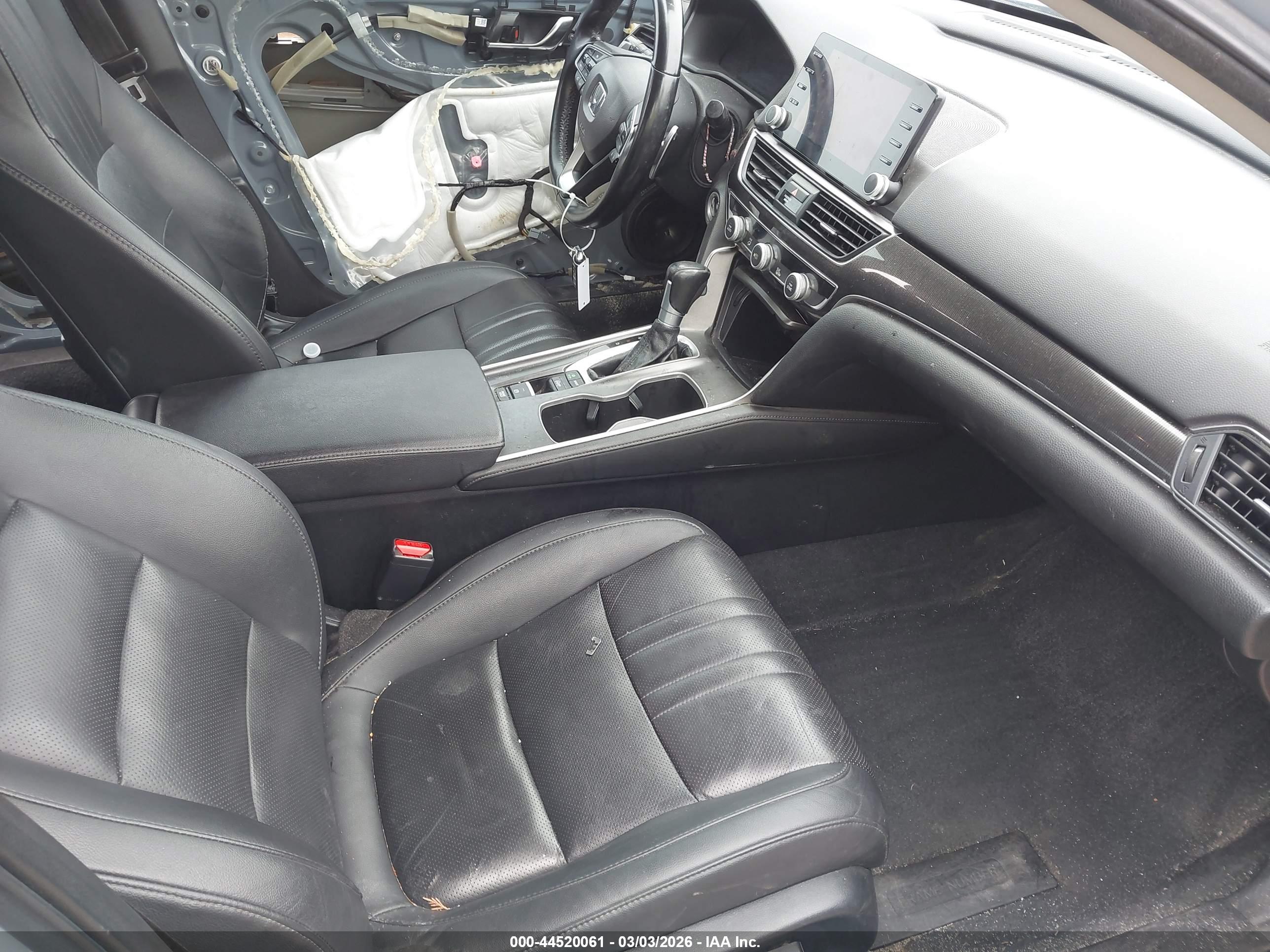HONDA ACCORD image 5
