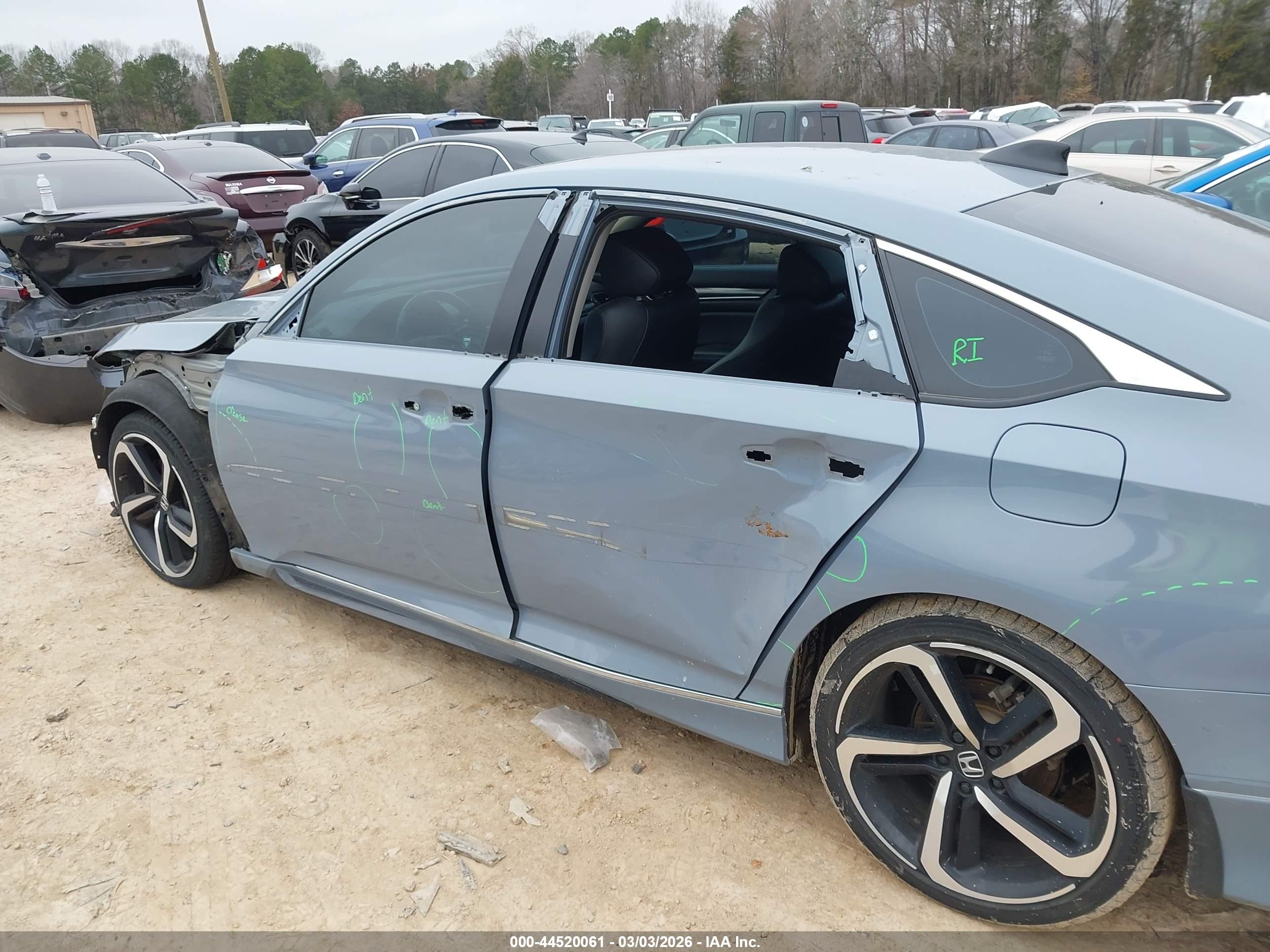 HONDA ACCORD image 6