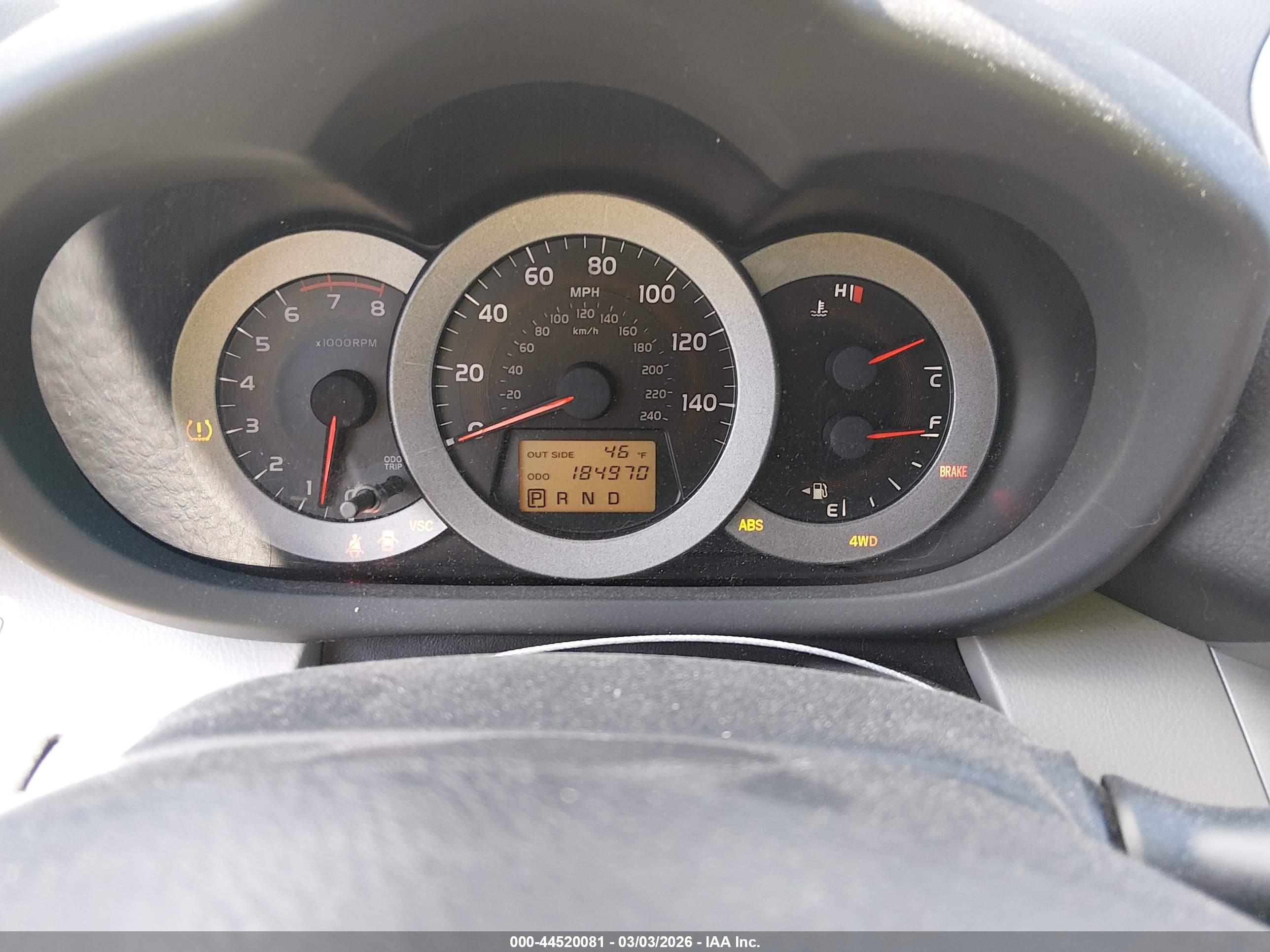 TOYOTA RAV4 image 7