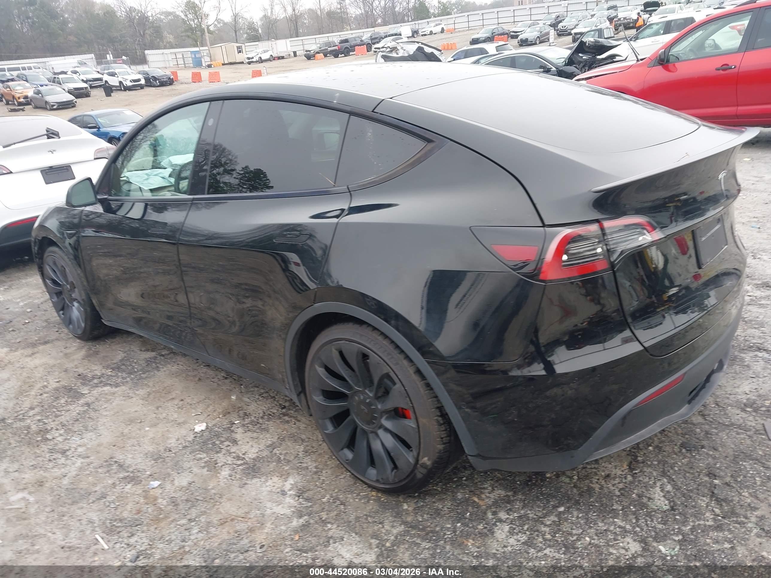 TESLA MODEL image 3