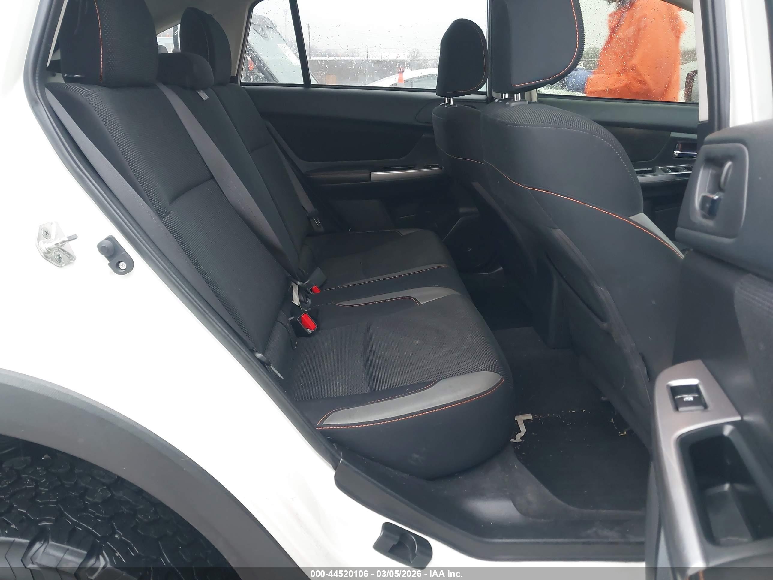 SUBARU CROSSTREK image 8