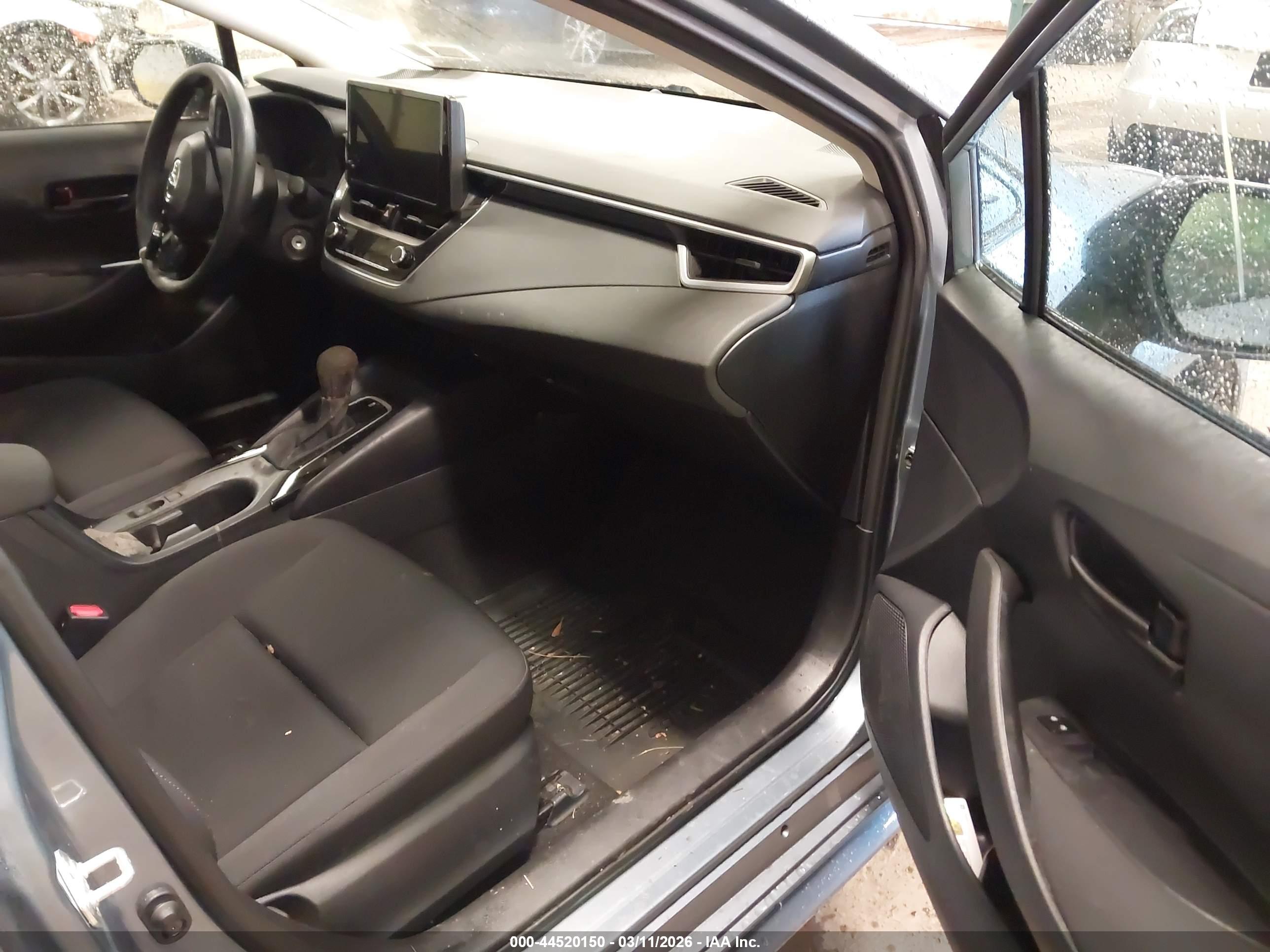 TOYOTA COROLLA image 5